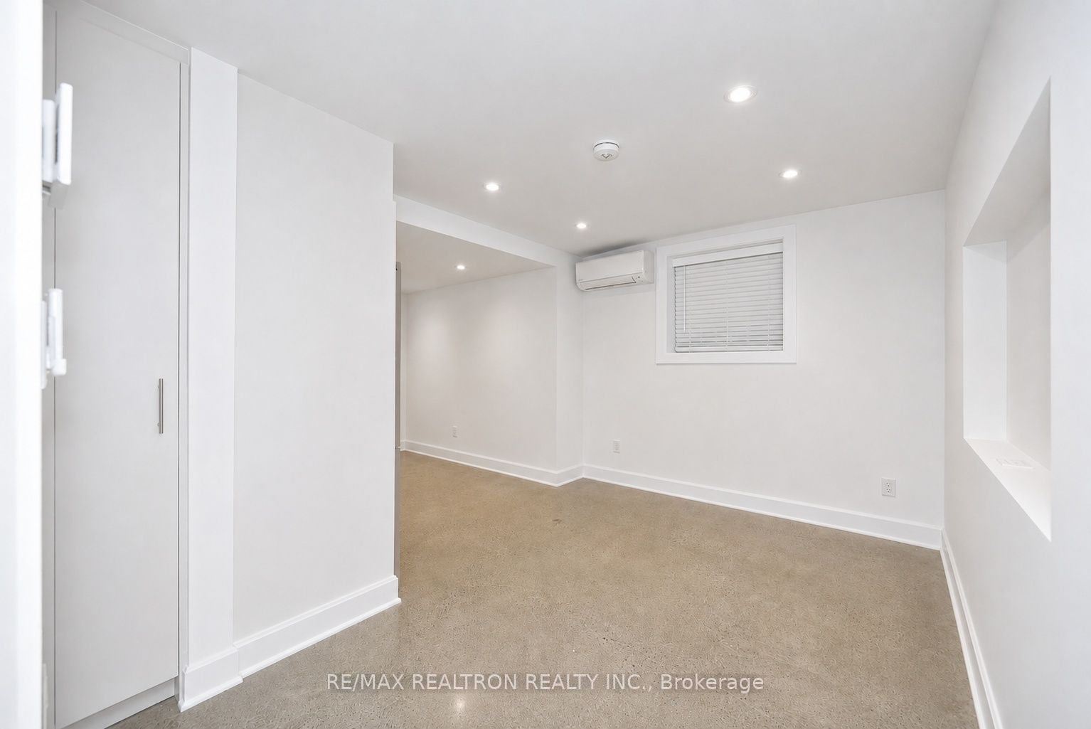 230 Boon Avenue 2 Property Photo 4