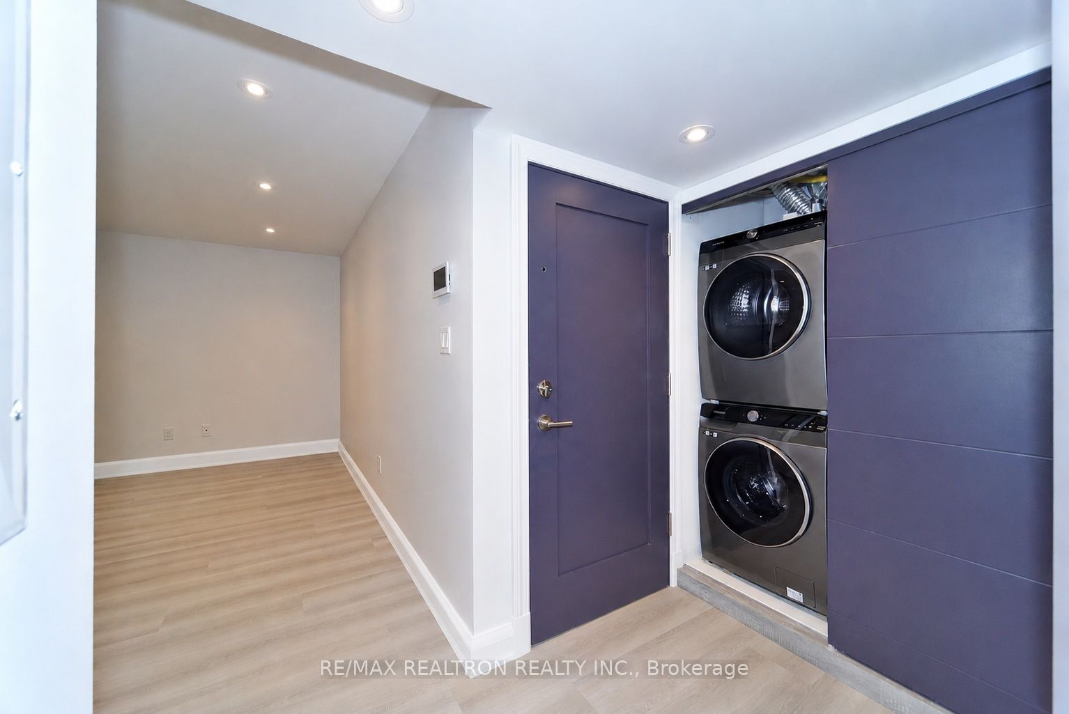230 Boon Avenue 4 Property Photo 2