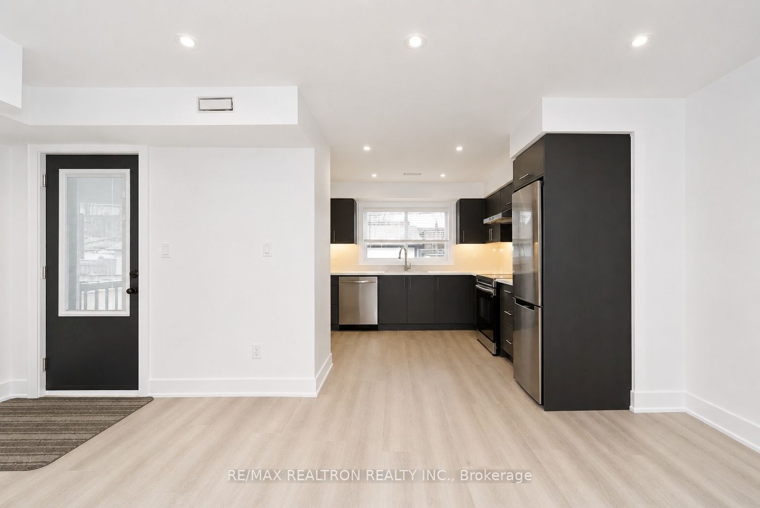 230 Boon Avenue 4 Property Photo 7