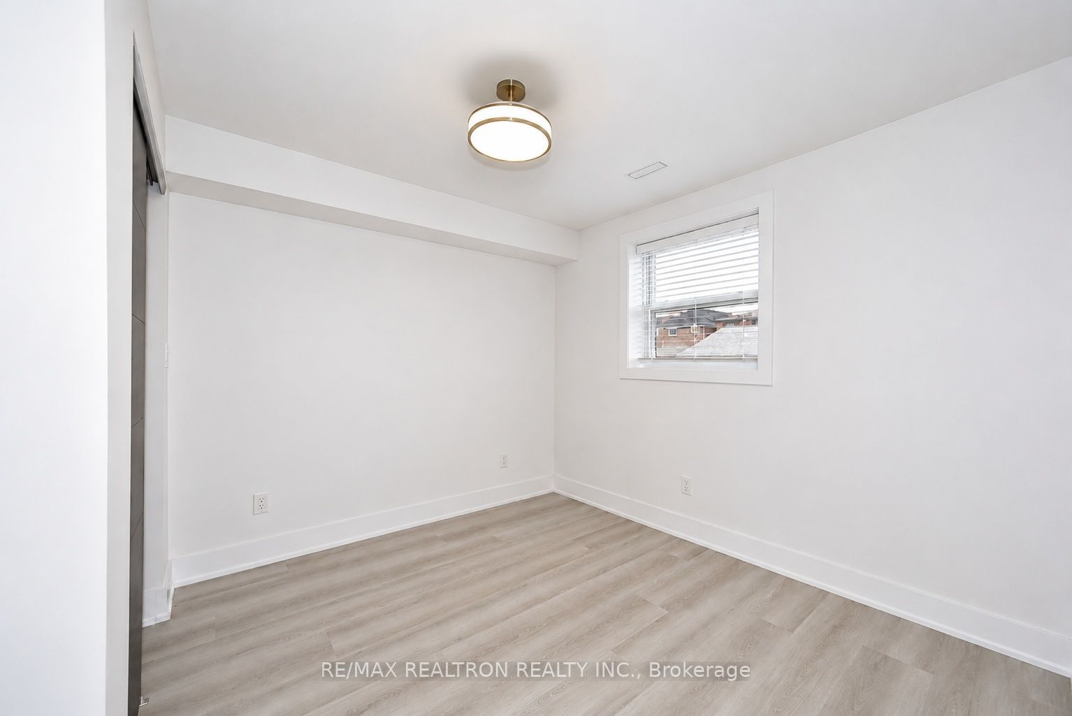 230 Boon Avenue 4 Property Photo 12