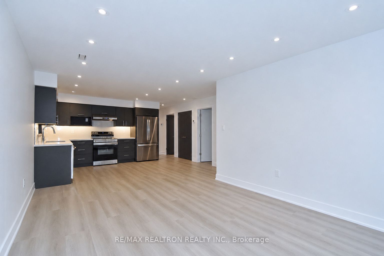 230 Boon Avenue 5 Property Photo 8