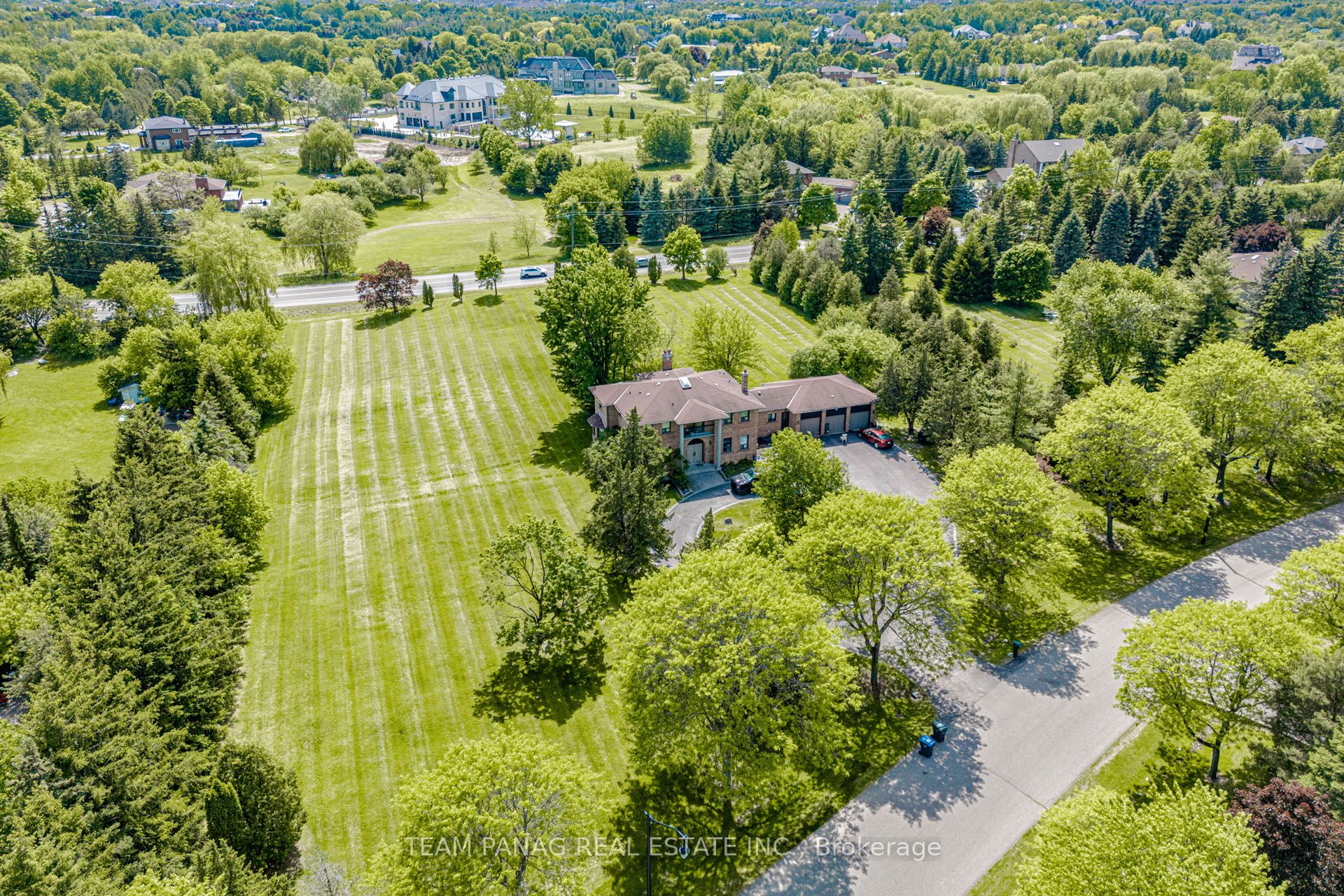 4 Forestbrook Court Property Photo 1