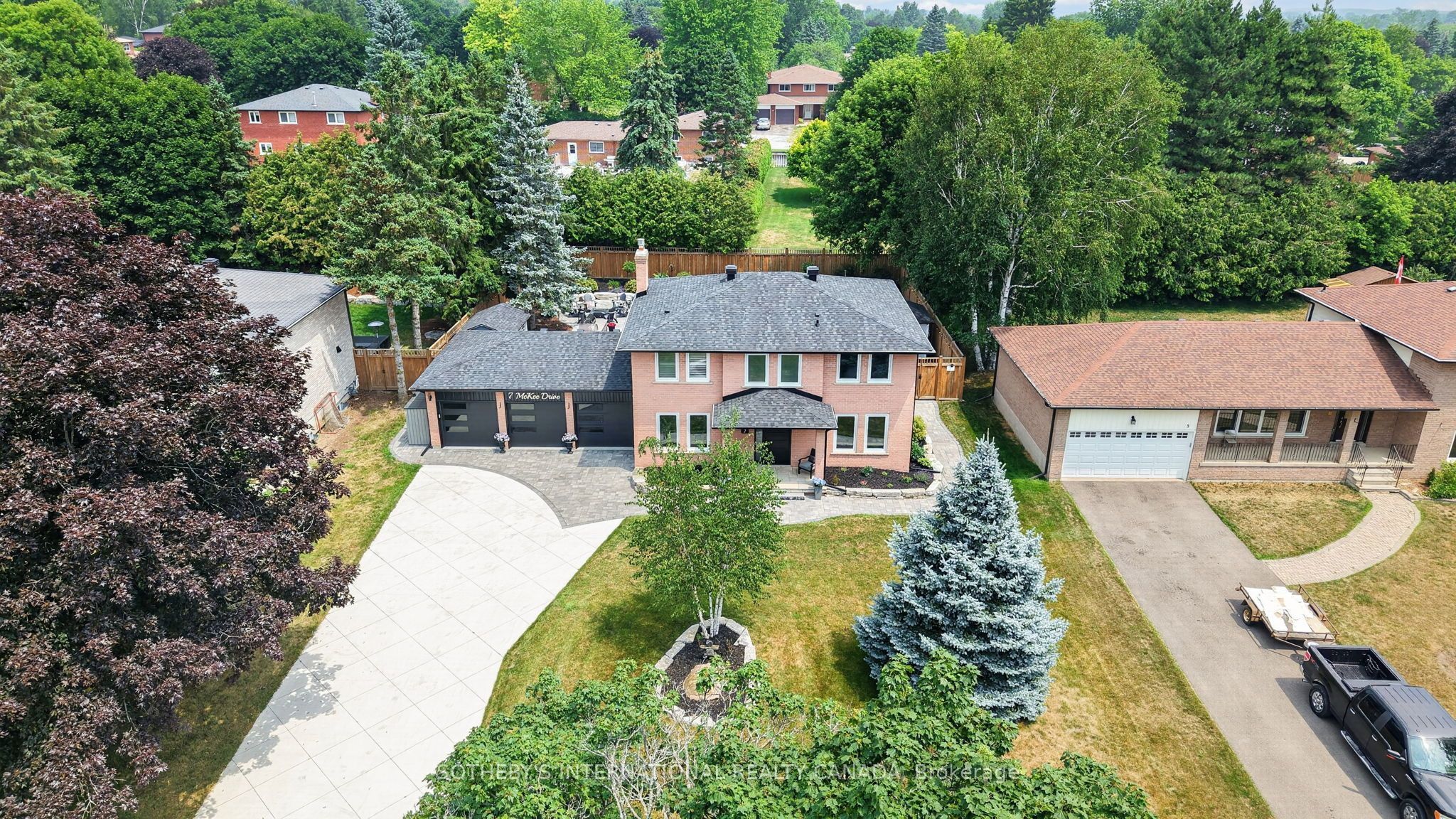 7 Mckee Drive Property Photo 2
