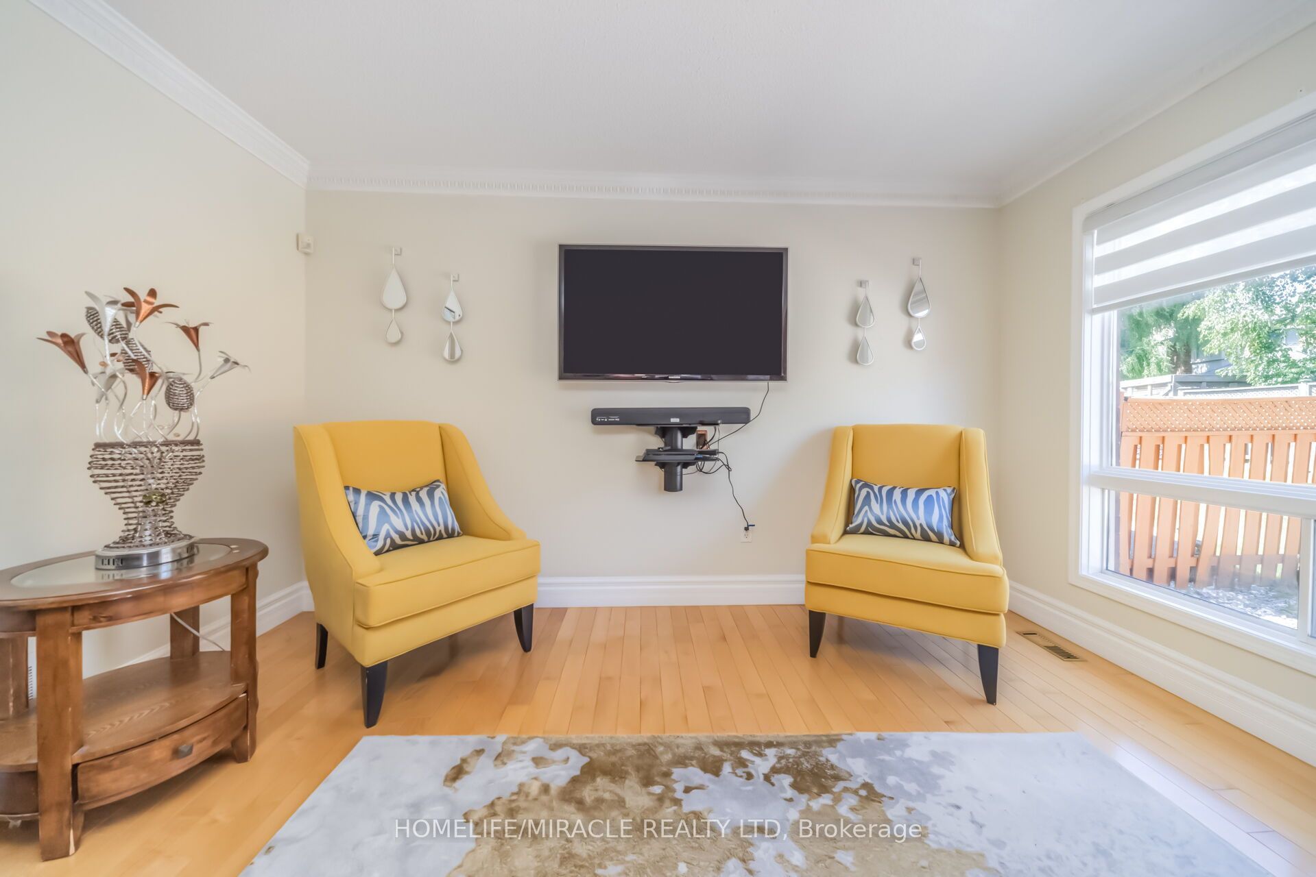 W13584994 Property Photo 20