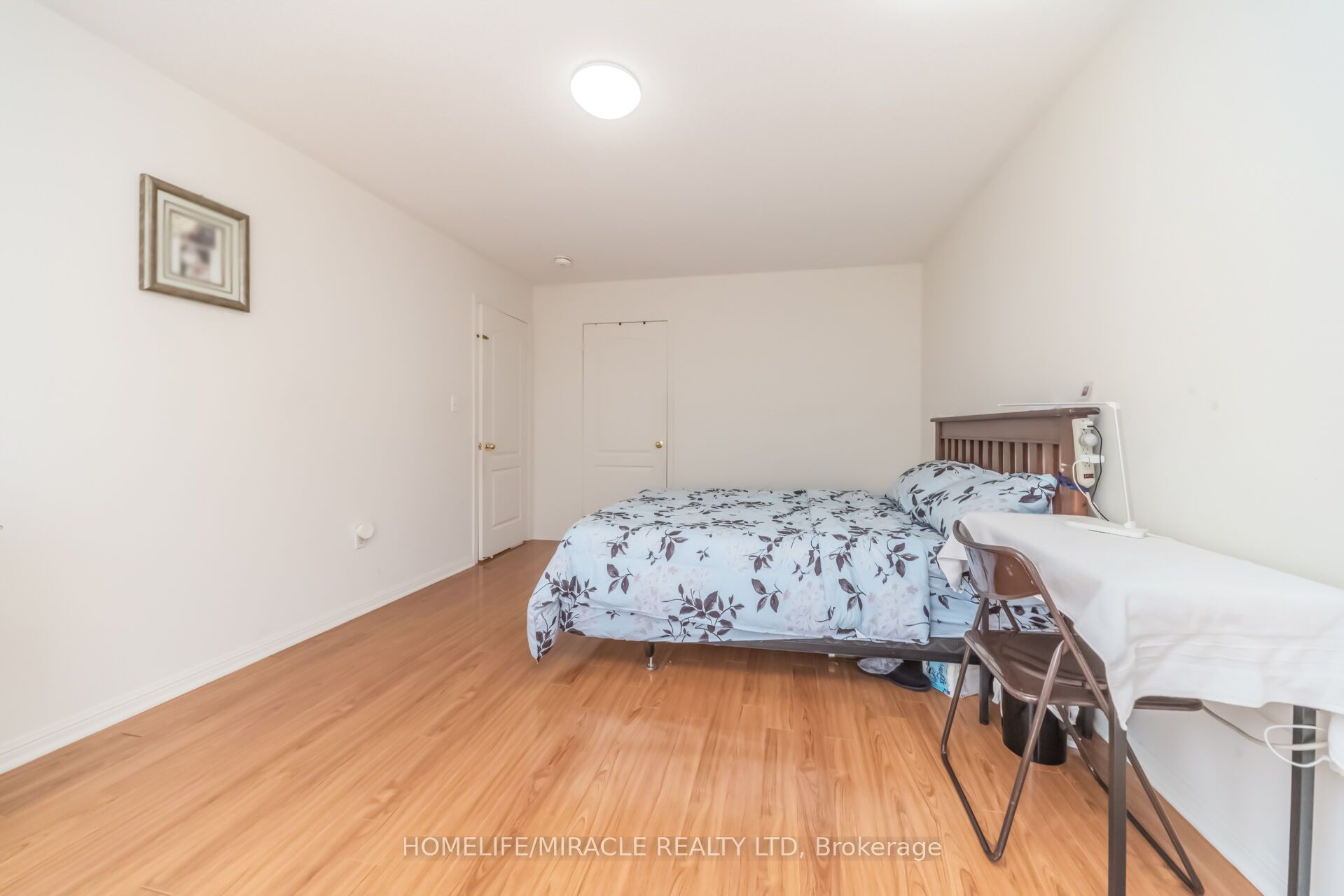 W13584994 Property Photo 42