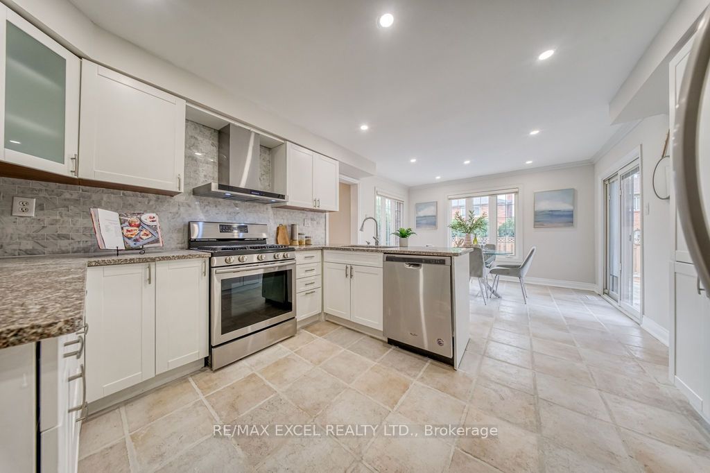 2105 Oakmead Boulevard Property Photo 14