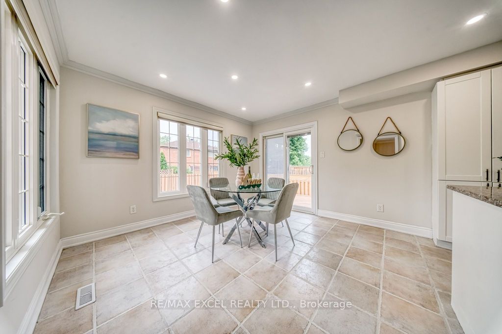 2105 Oakmead Boulevard Property Photo 19