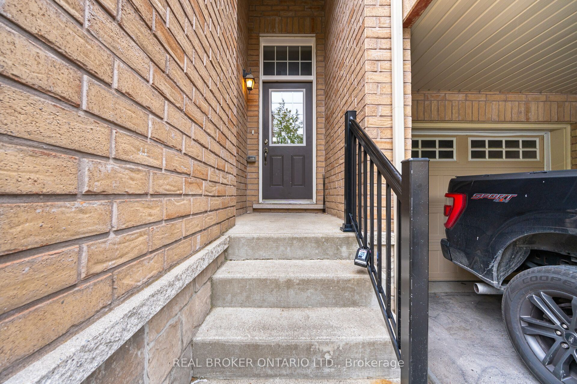50 Magdalene Crescent Property Photo 2