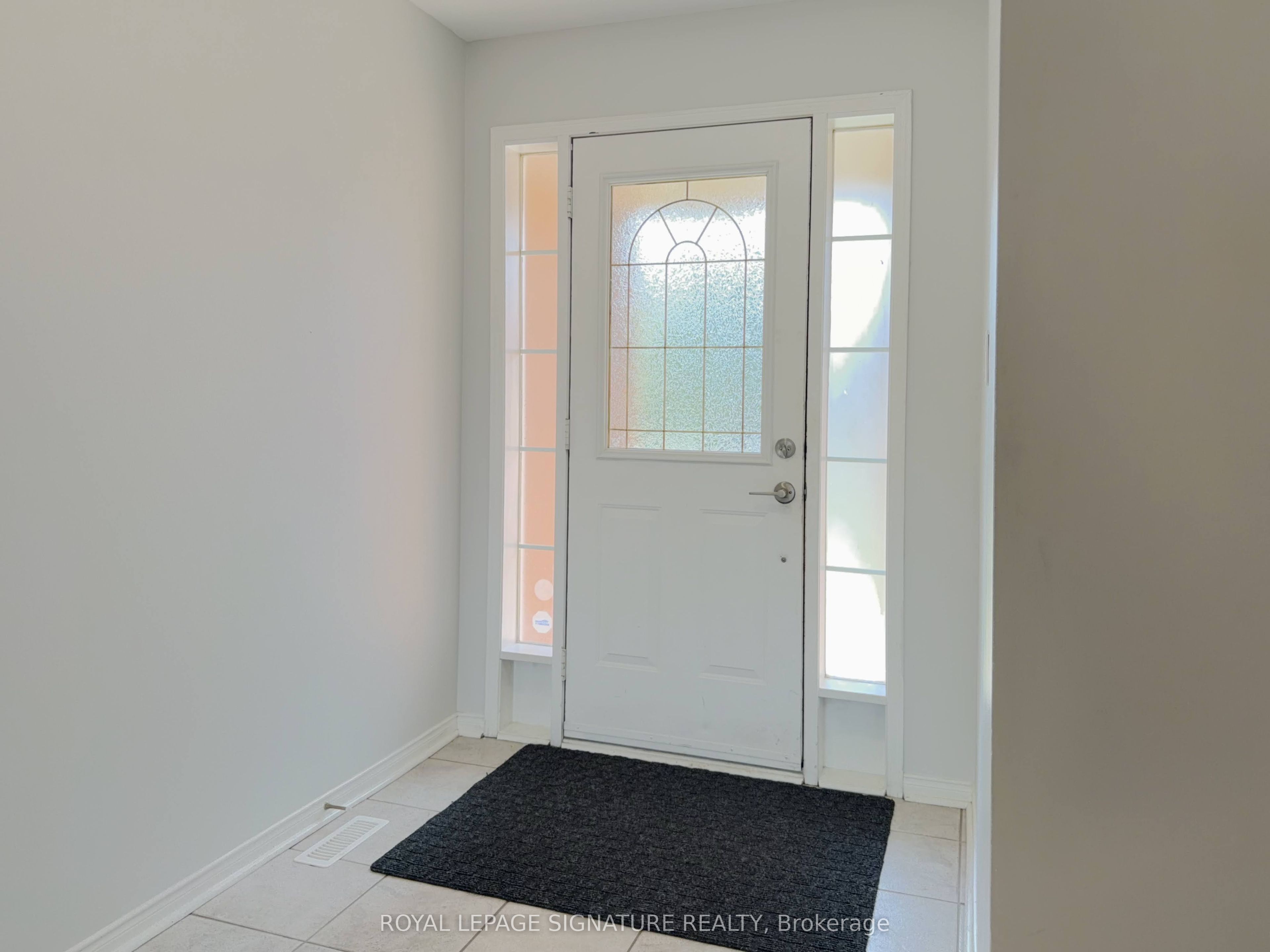 3321 Raindance Crescent Property Photo 6