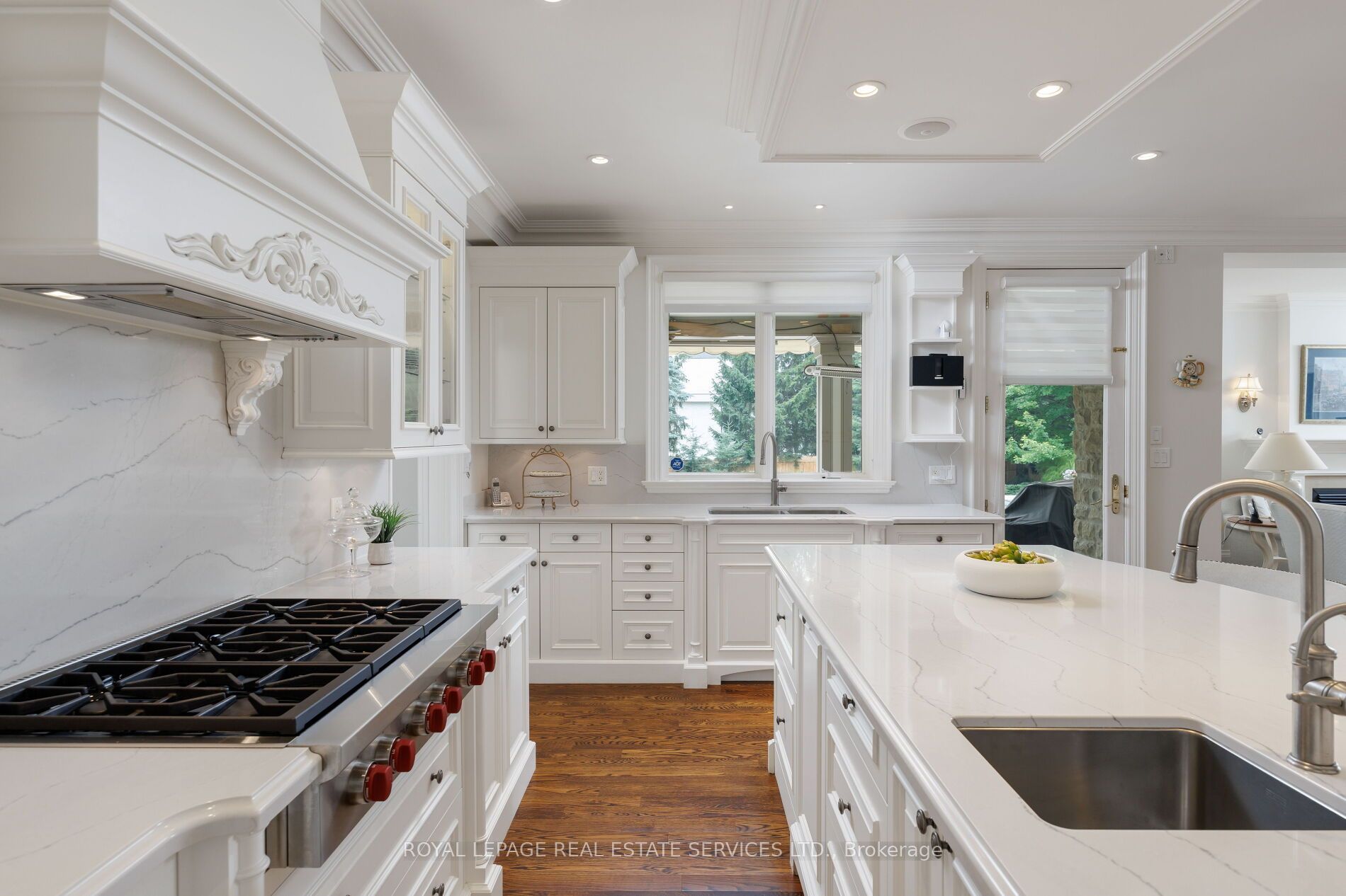 70 Shorewood Place Property Photo 15