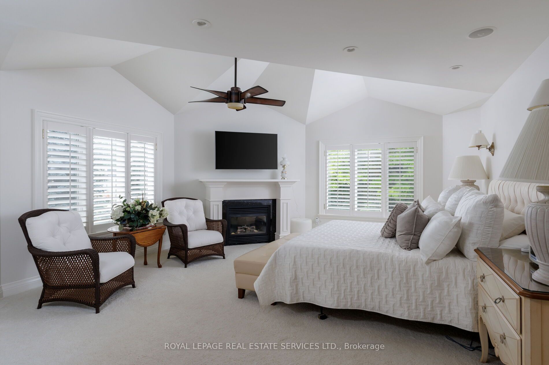 70 Shorewood Place Property Photo 21
