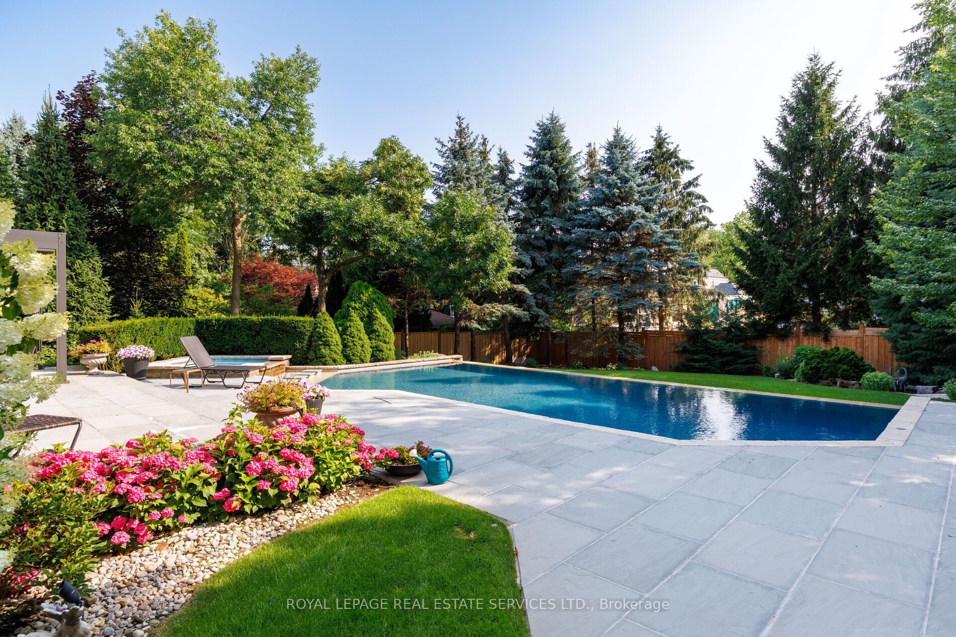 70 Shorewood Place Property Photo 43