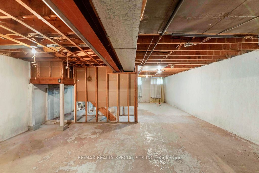 122 Cordella Avenue Property Photo 28