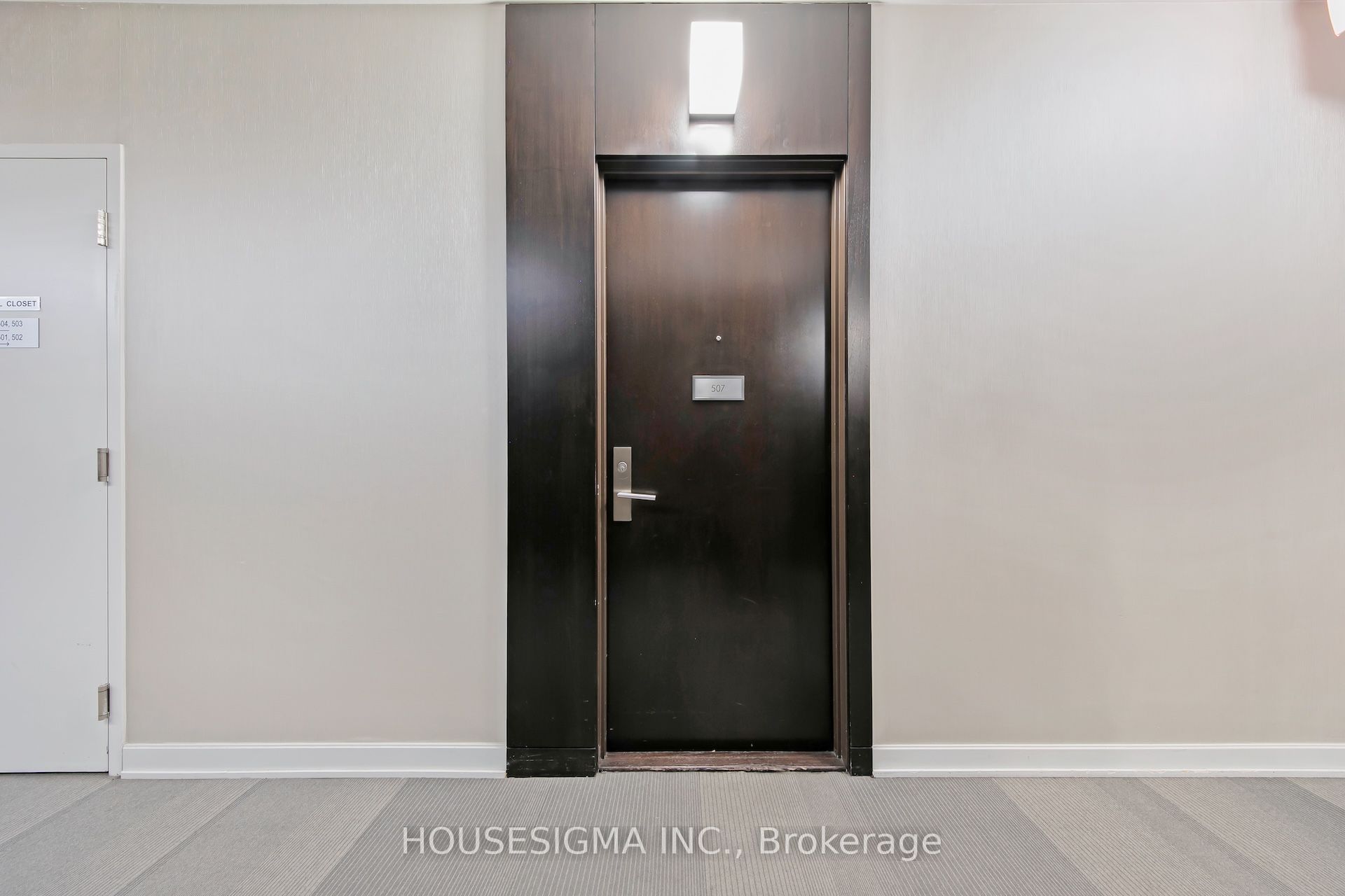 60 Absolute Avenue 507 Property Photo 2