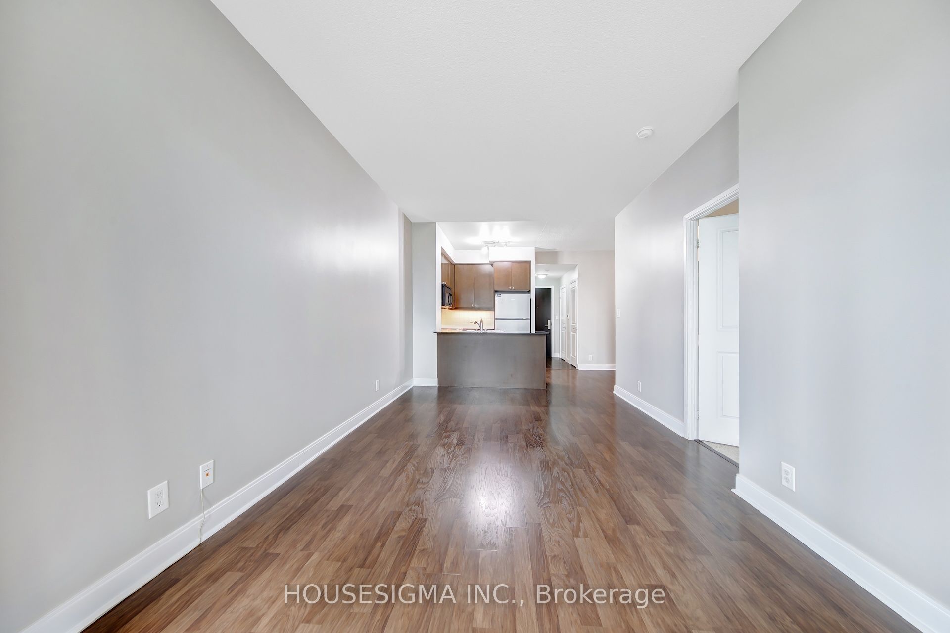 60 Absolute Avenue 507 Property Photo 15