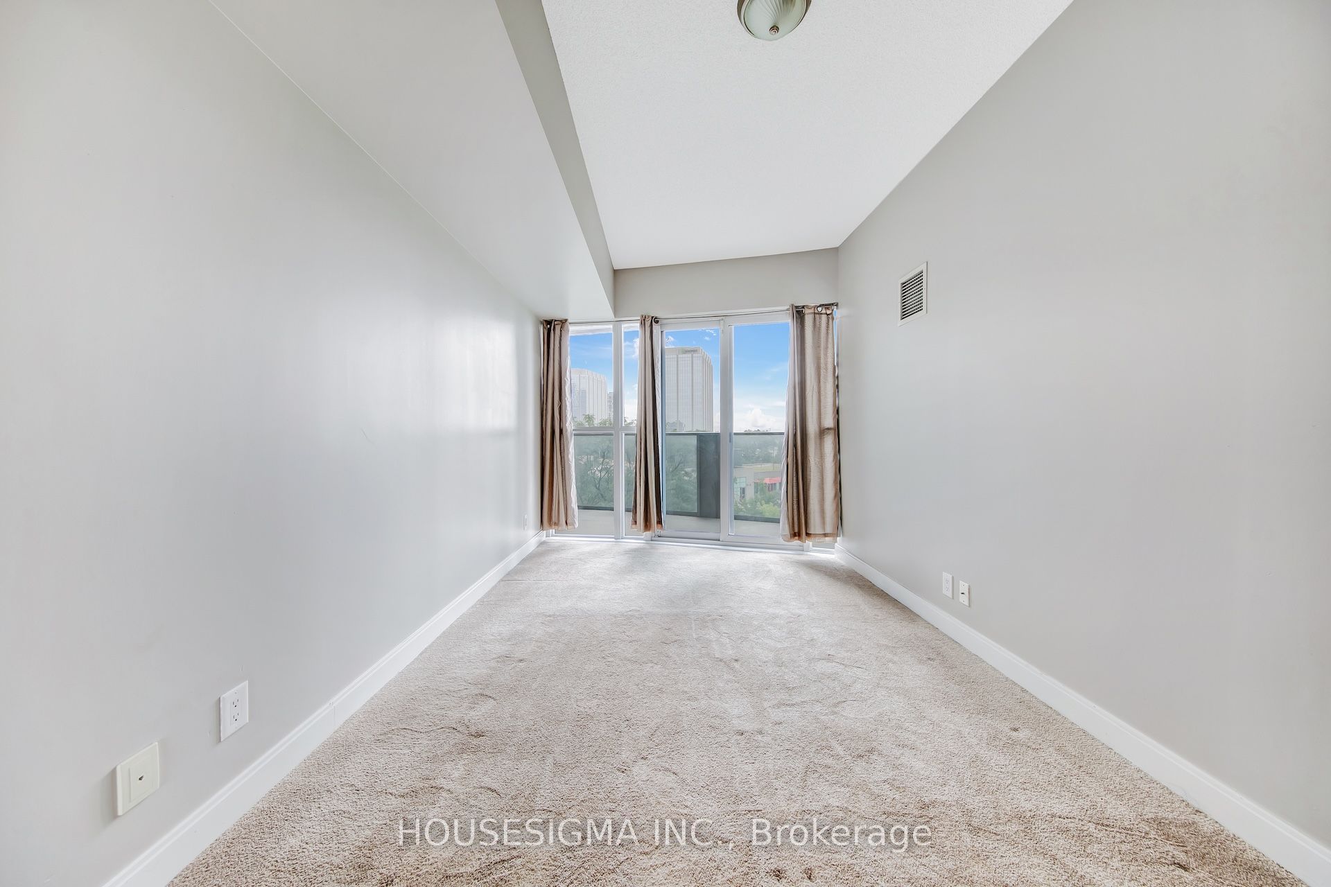 60 Absolute Avenue 507 Property Photo 18