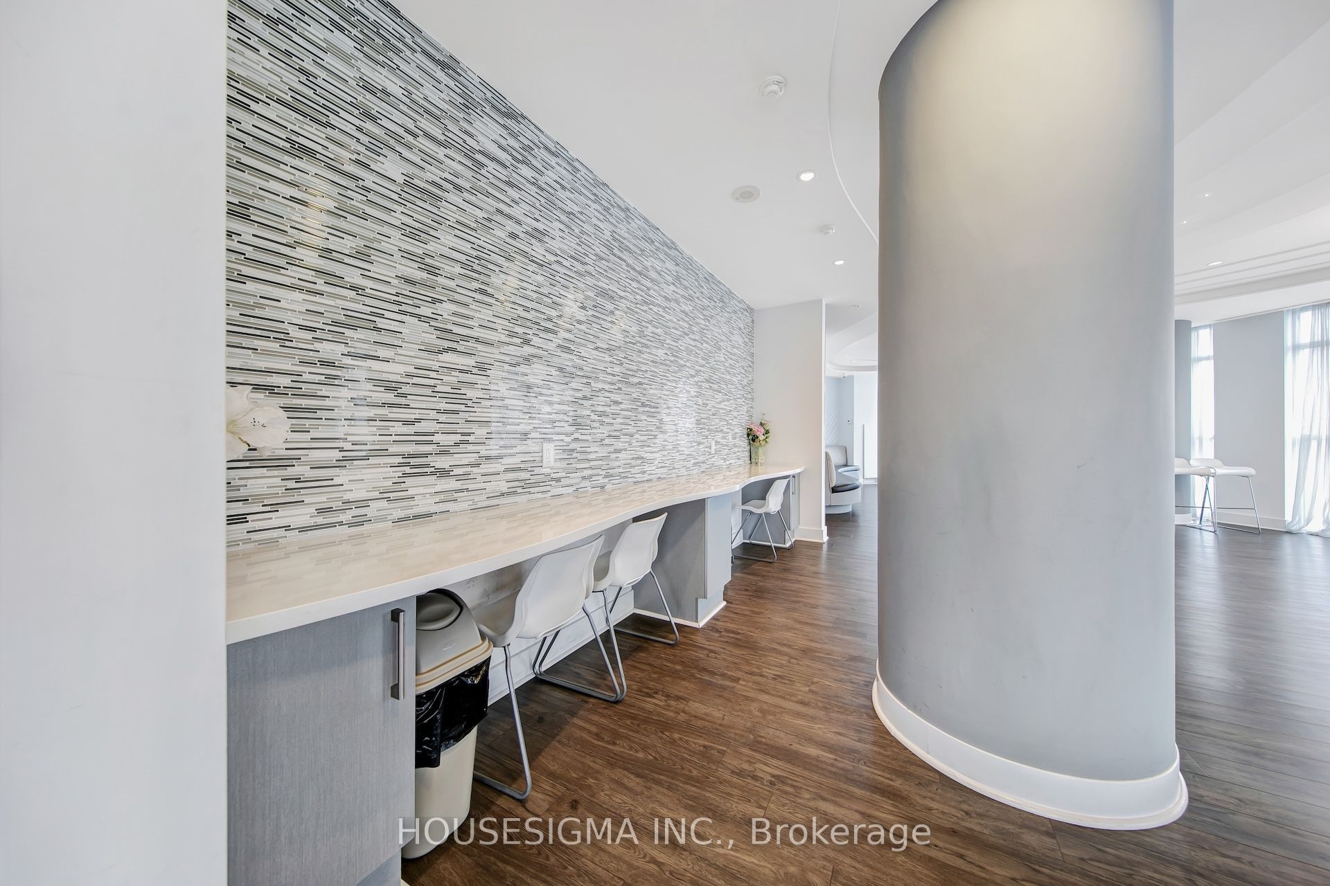 60 Absolute Avenue 507 Property Photo 50