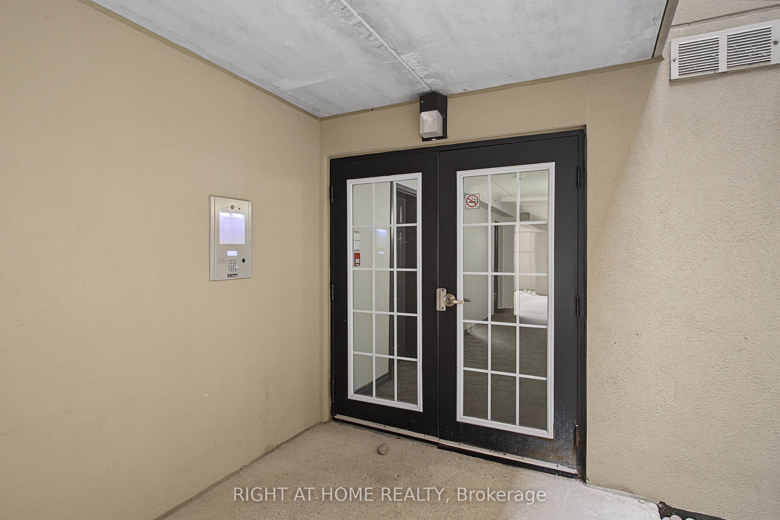 1491 Maple Avenue 111 Property Photo 3