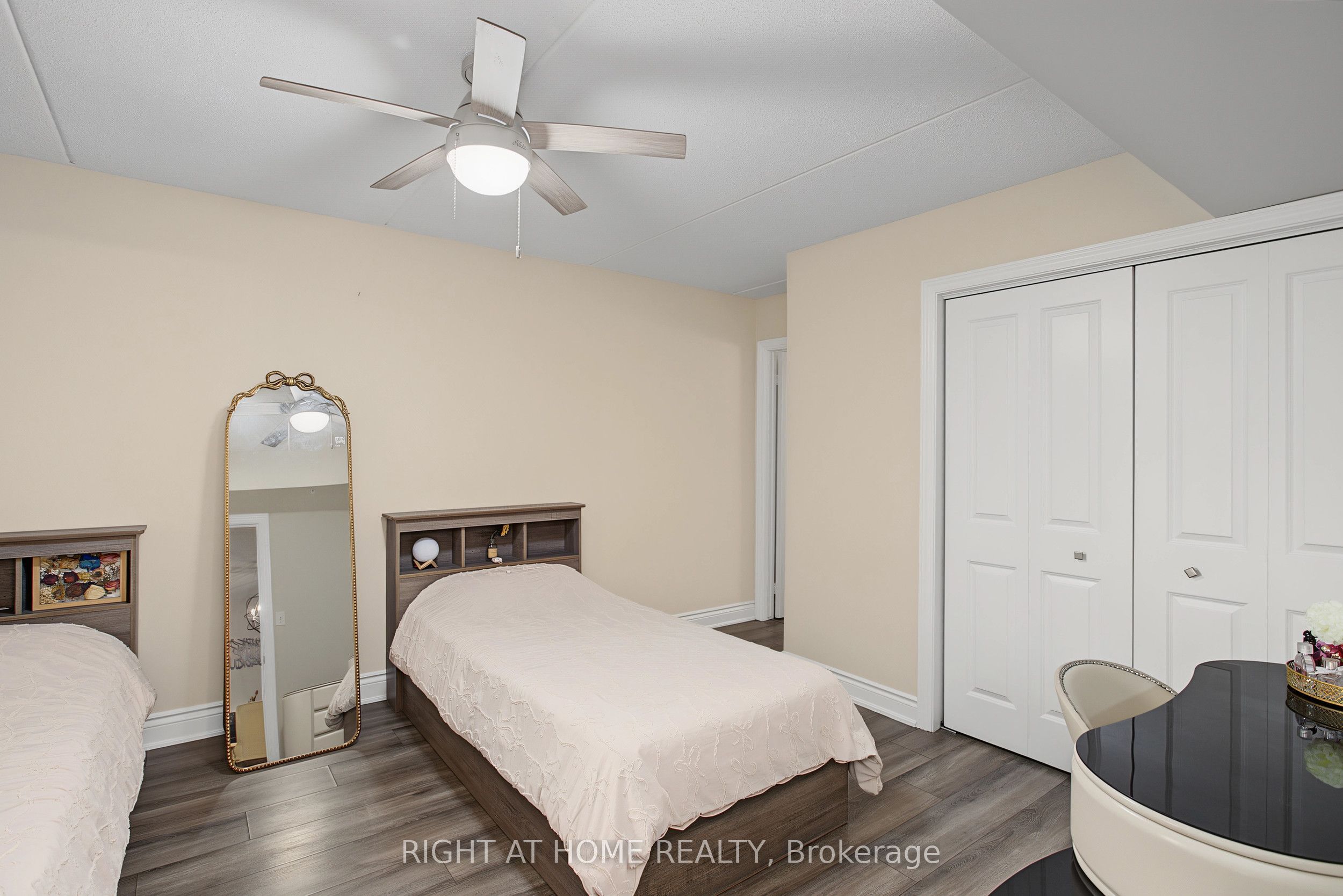 1491 Maple Avenue 111 Property Photo 12