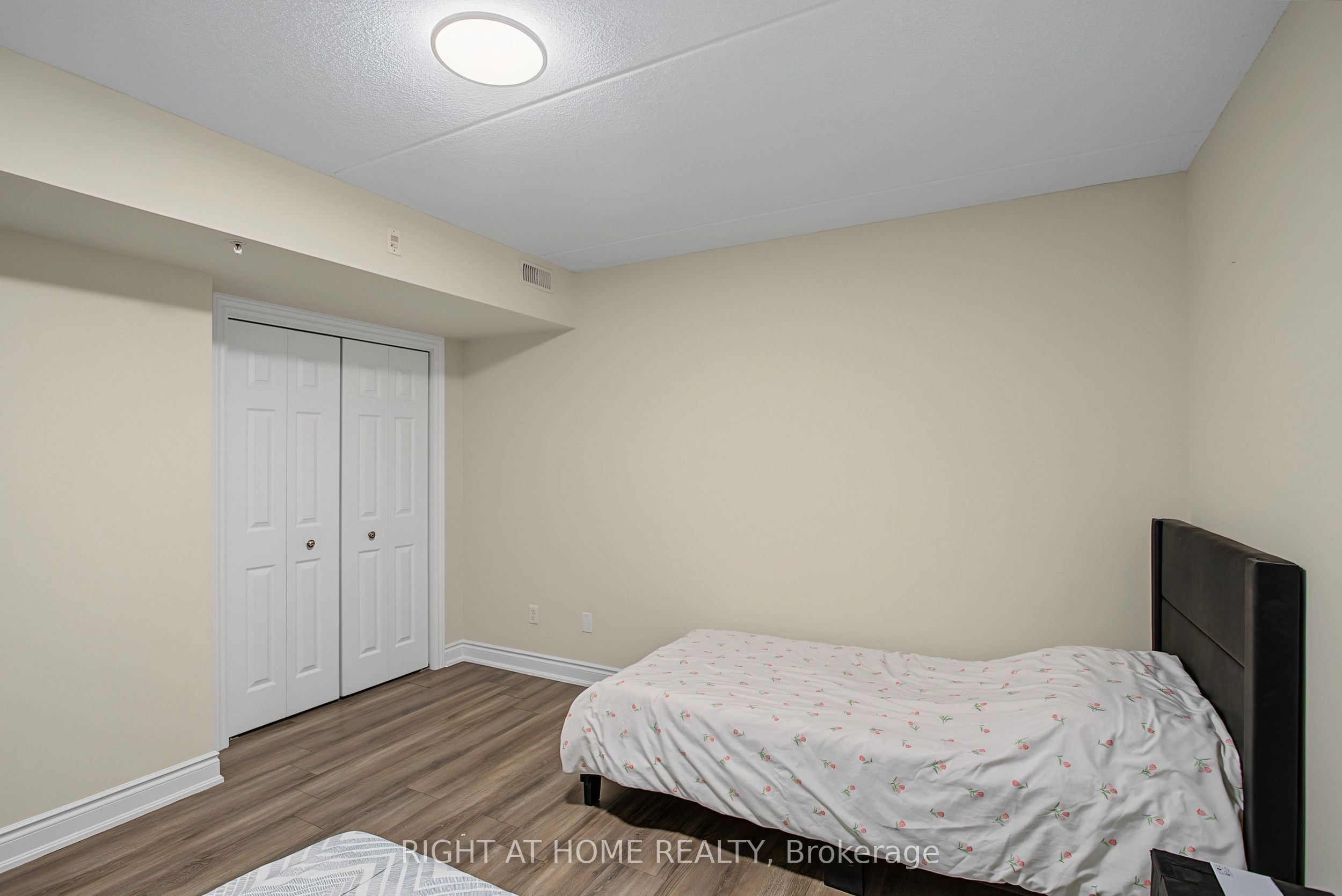 1491 Maple Avenue 111 Property Photo 14
