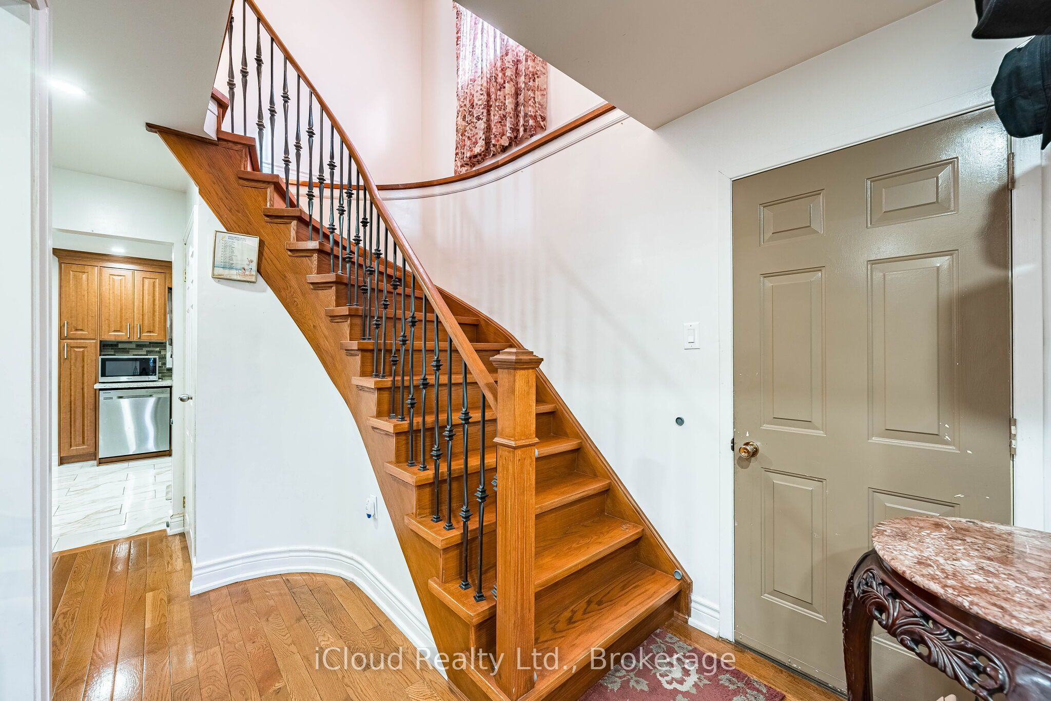 135 Autumn Glen Circle Property Photo 17