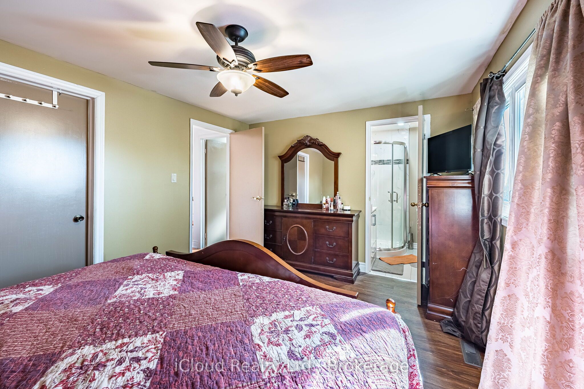 135 Autumn Glen Circle Property Photo 20