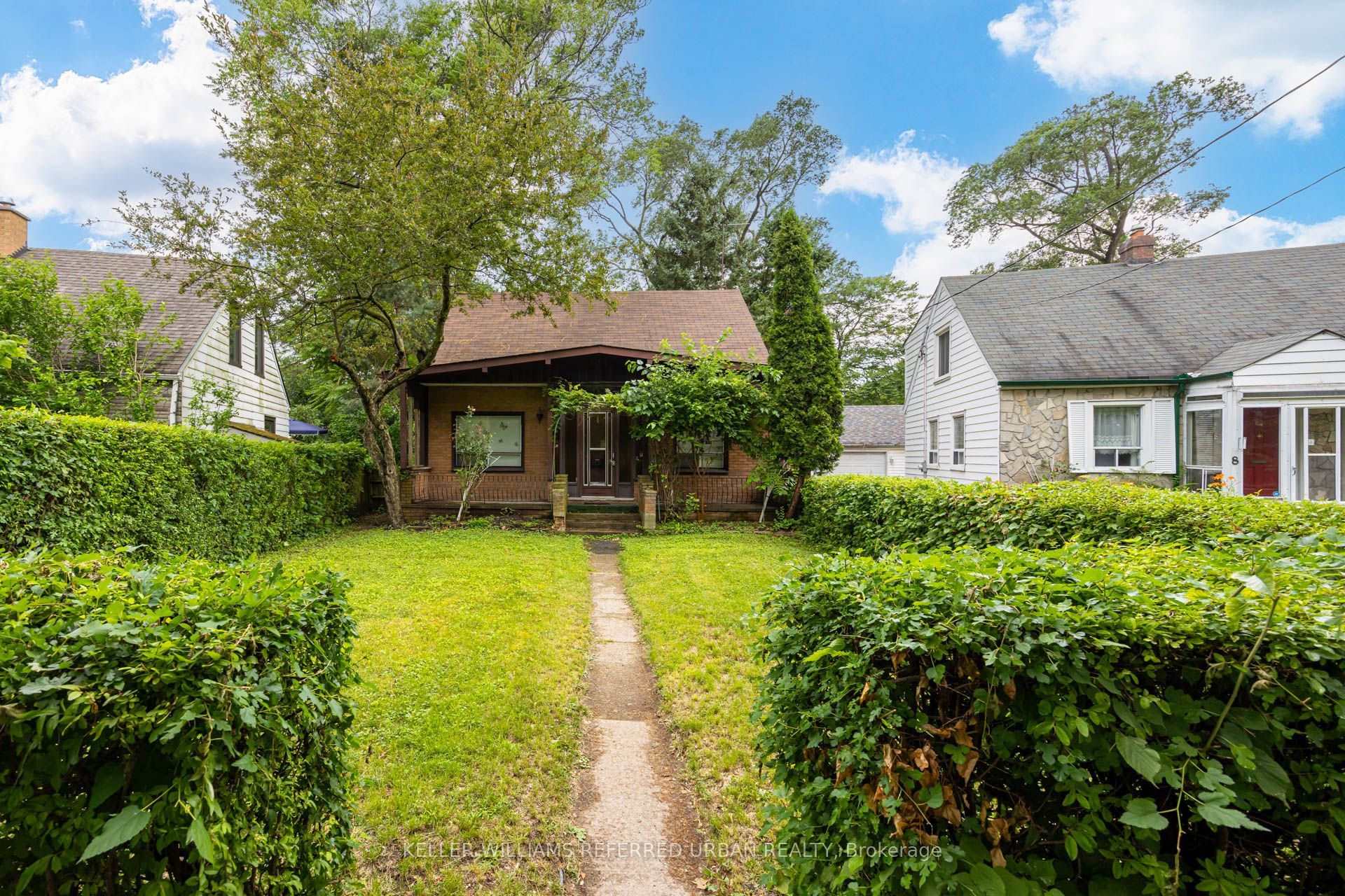 7 Saunders Crescent Property Photo 1
