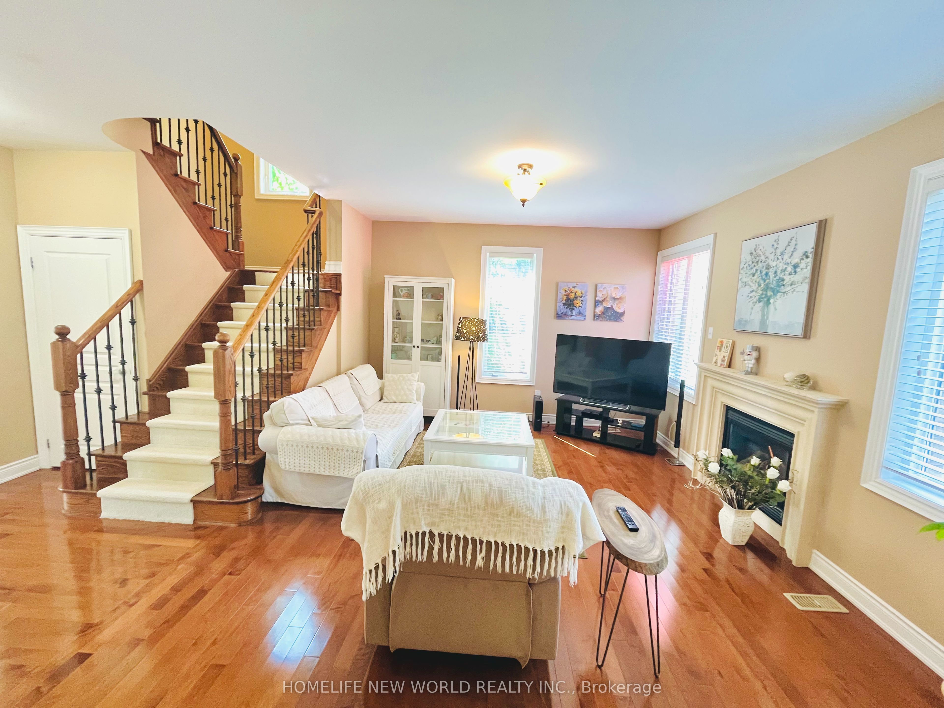 325 Admiral Drive Property Photo 9