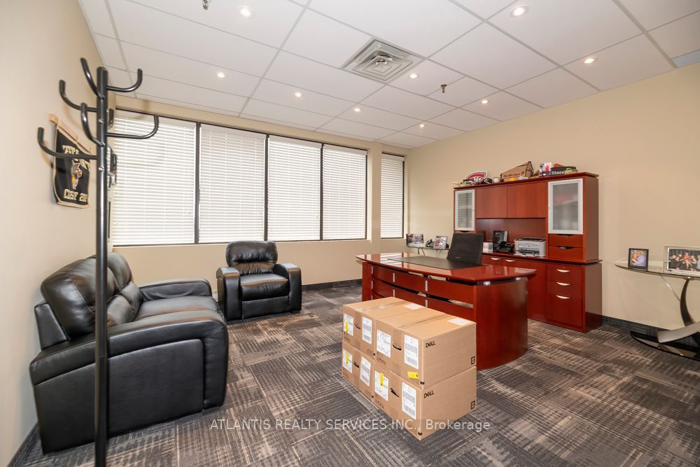 1115 North Service Road W Property Photo 13