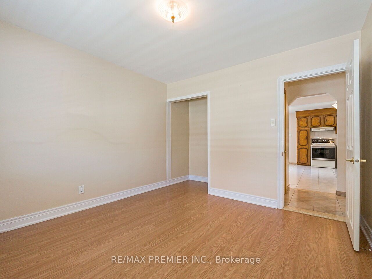 7 Mayall Avenue Property Photo 13