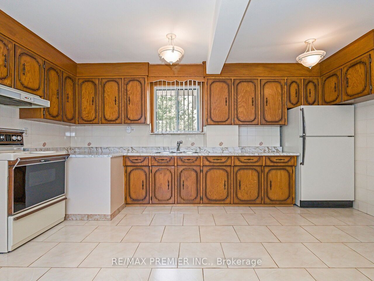7 Mayall Avenue Property Photo 16