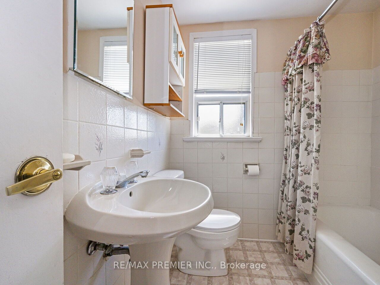 7 Mayall Avenue Property Photo 22