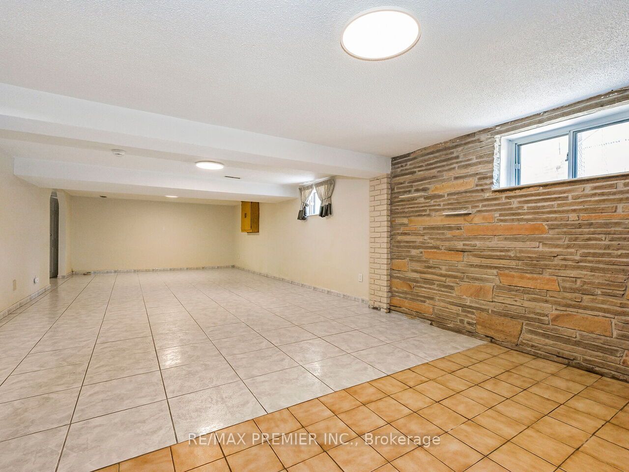 7 Mayall Avenue Property Photo 27