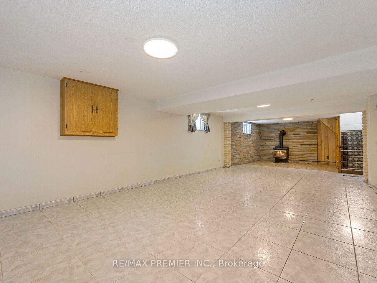 7 Mayall Avenue Property Photo 29