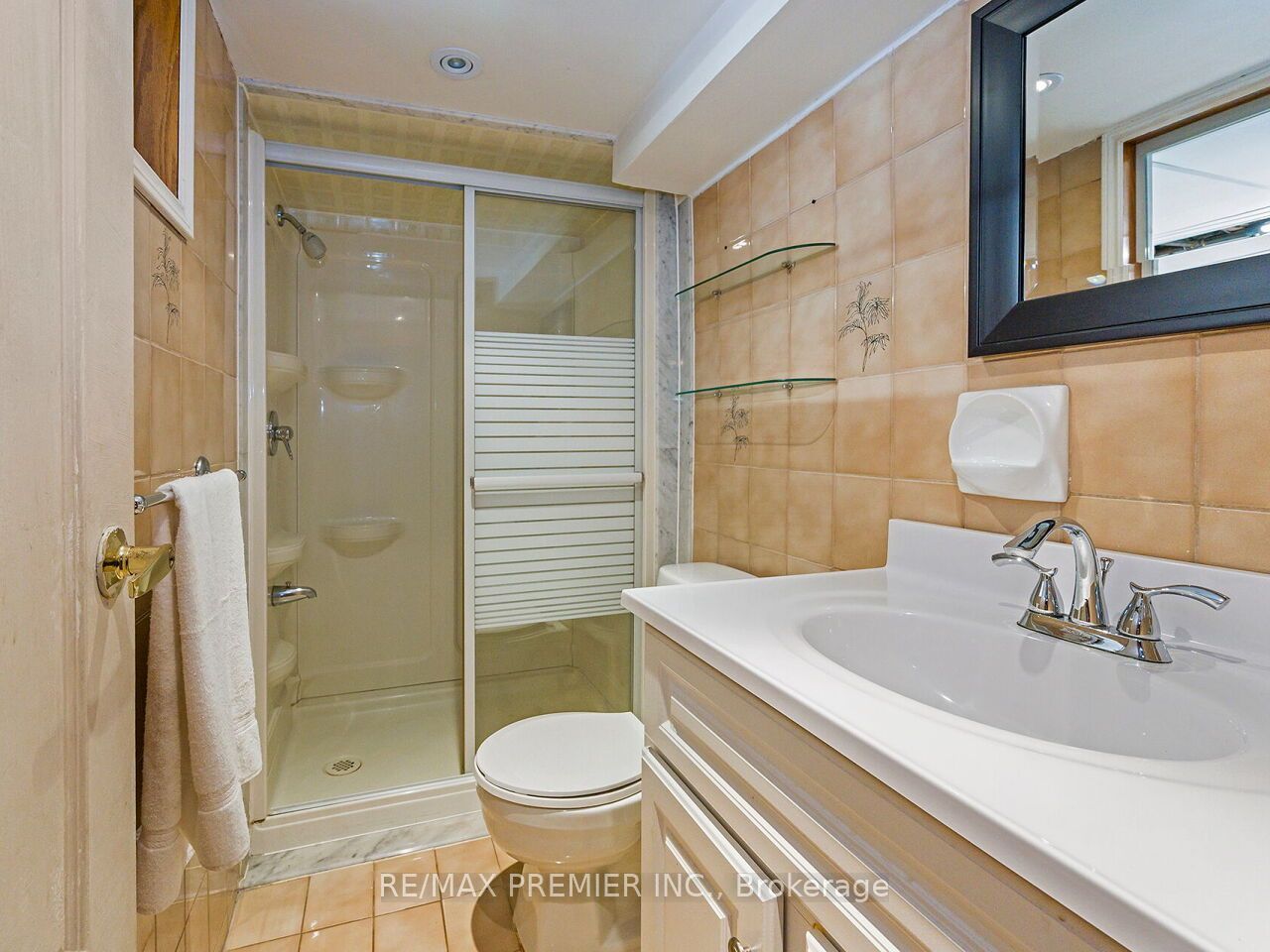 7 Mayall Avenue Property Photo 37