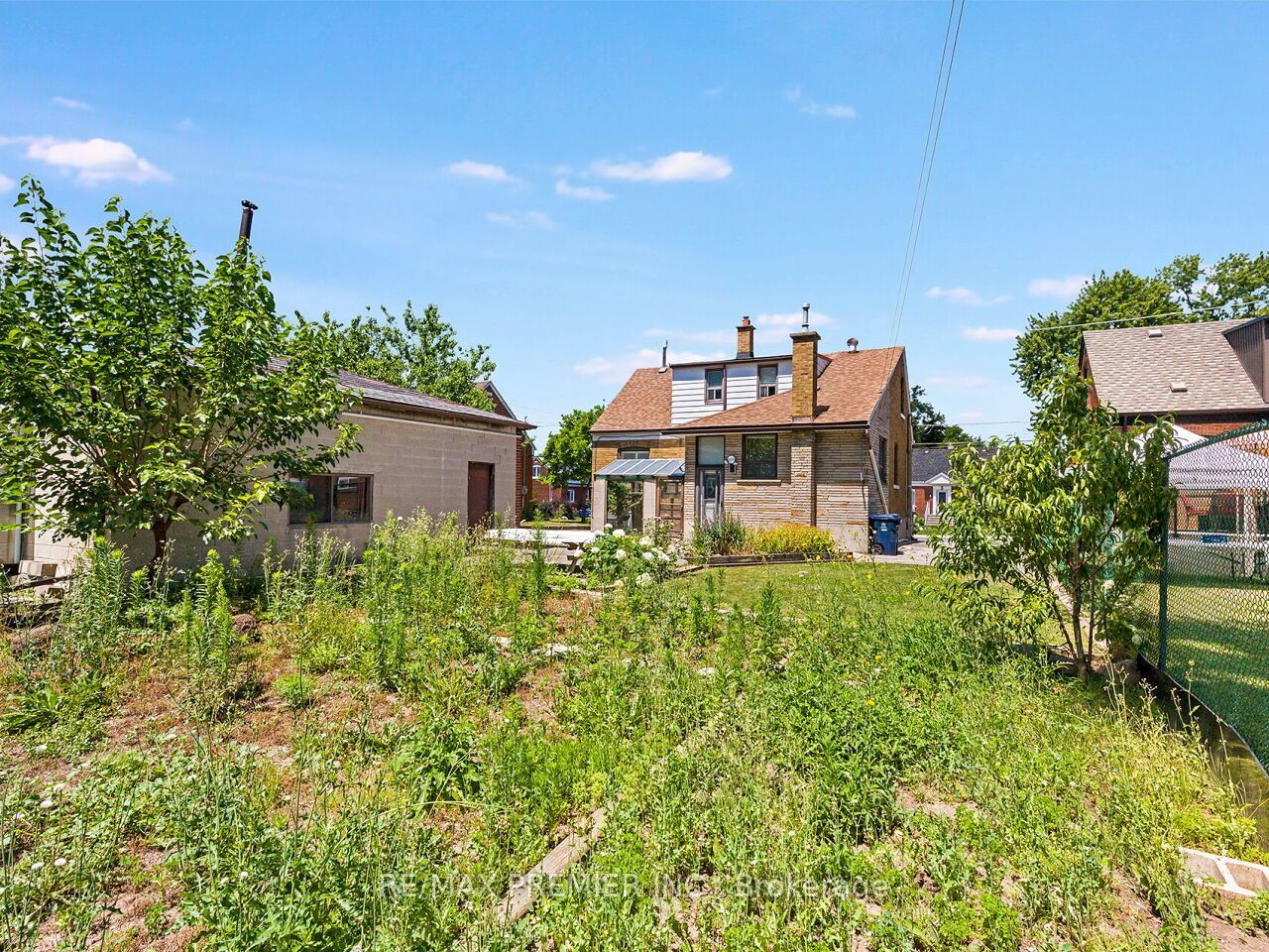 7 Mayall Avenue Property Photo 43