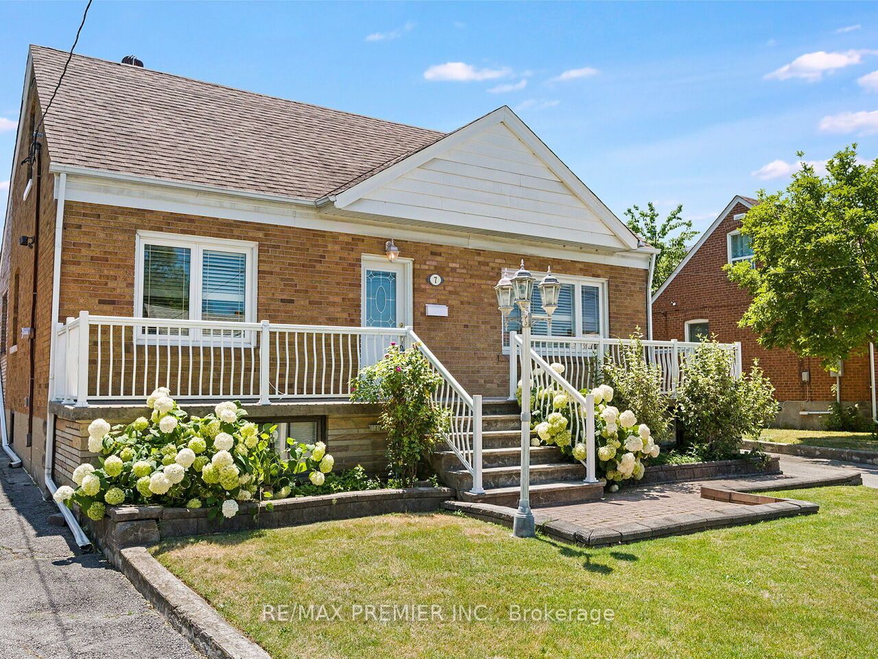 7 Mayall Avenue Property Photo 46