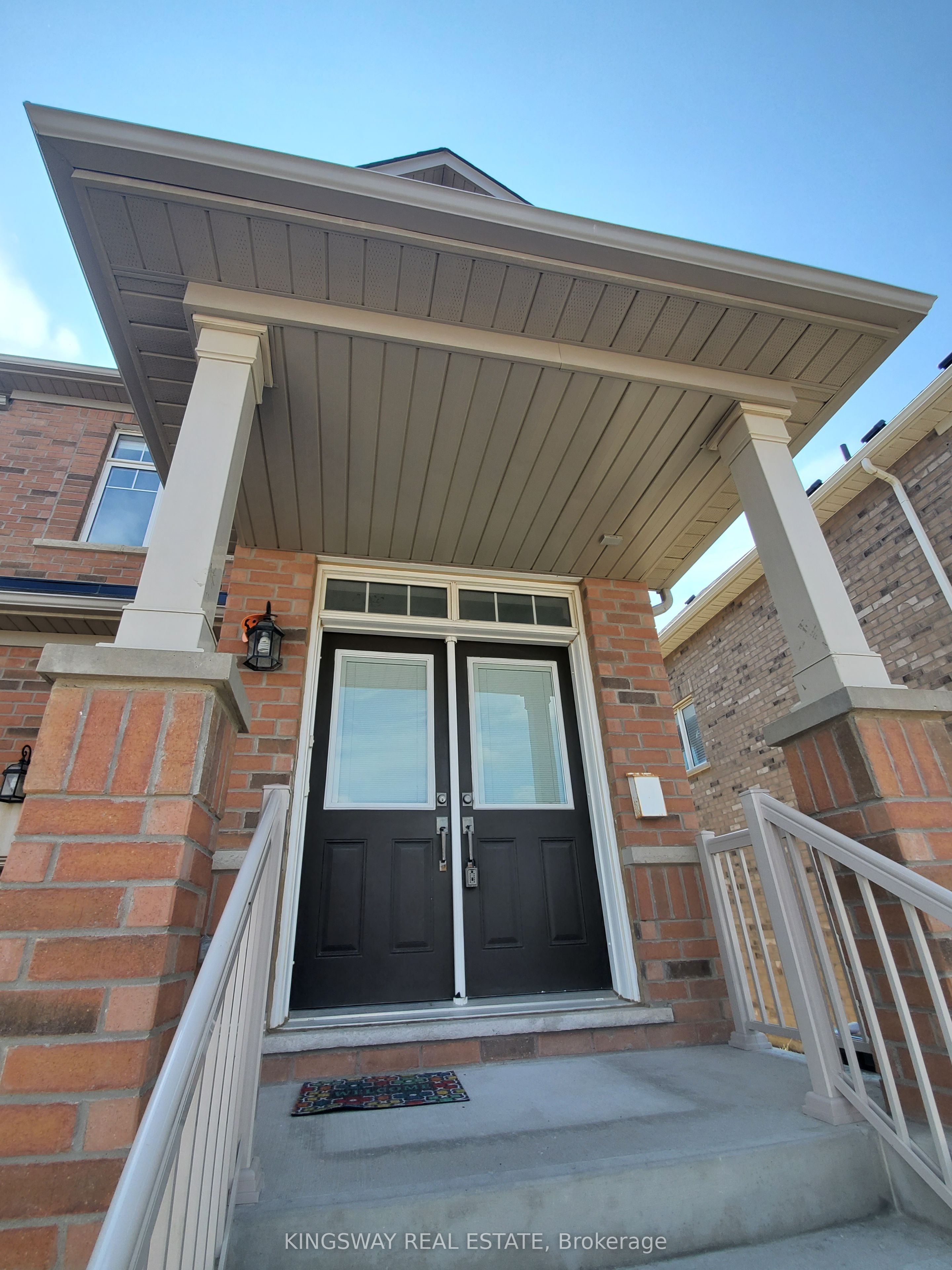 593 Remembrance Road Property Photo 3