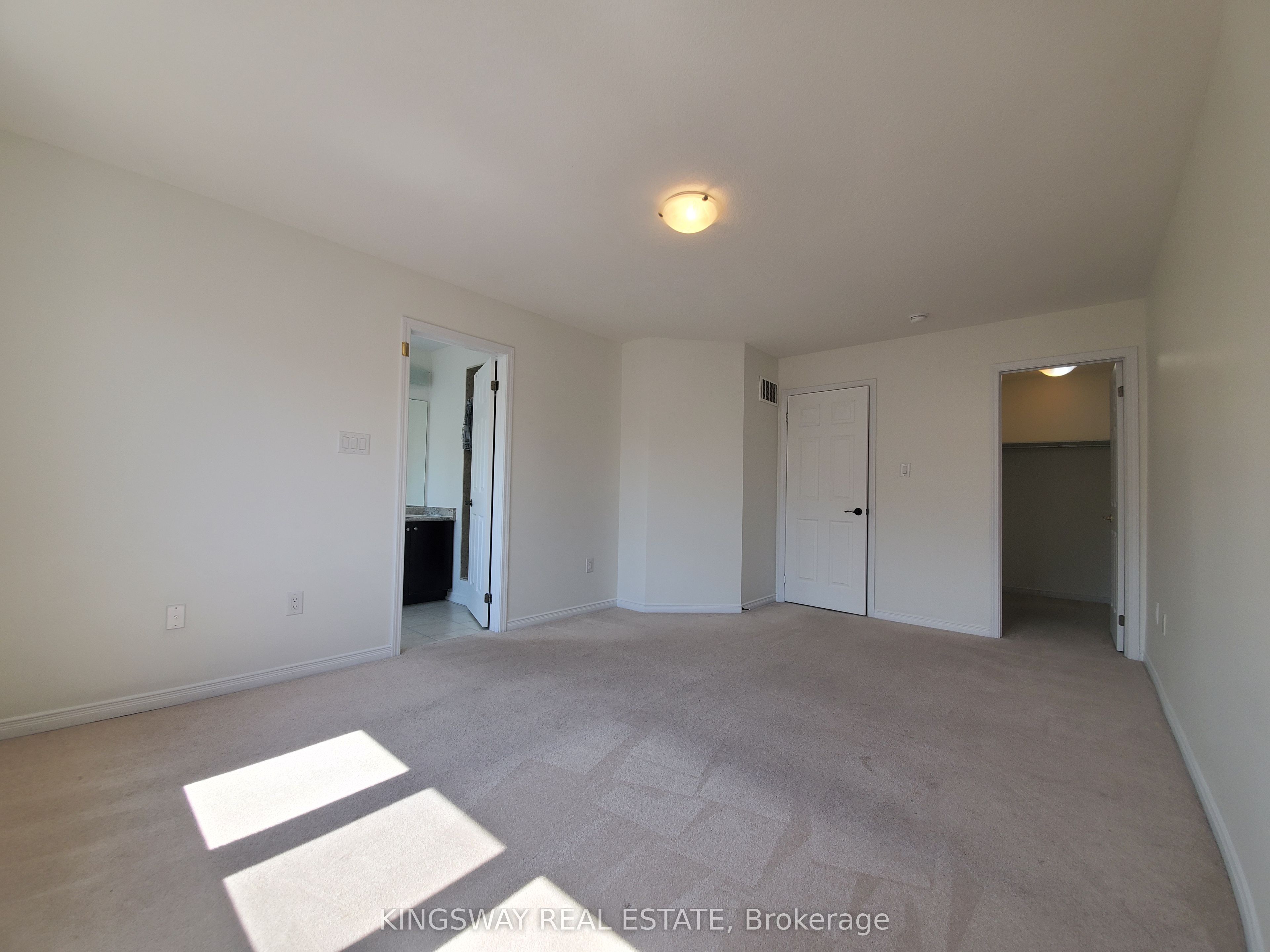 593 Remembrance Road Property Photo 20