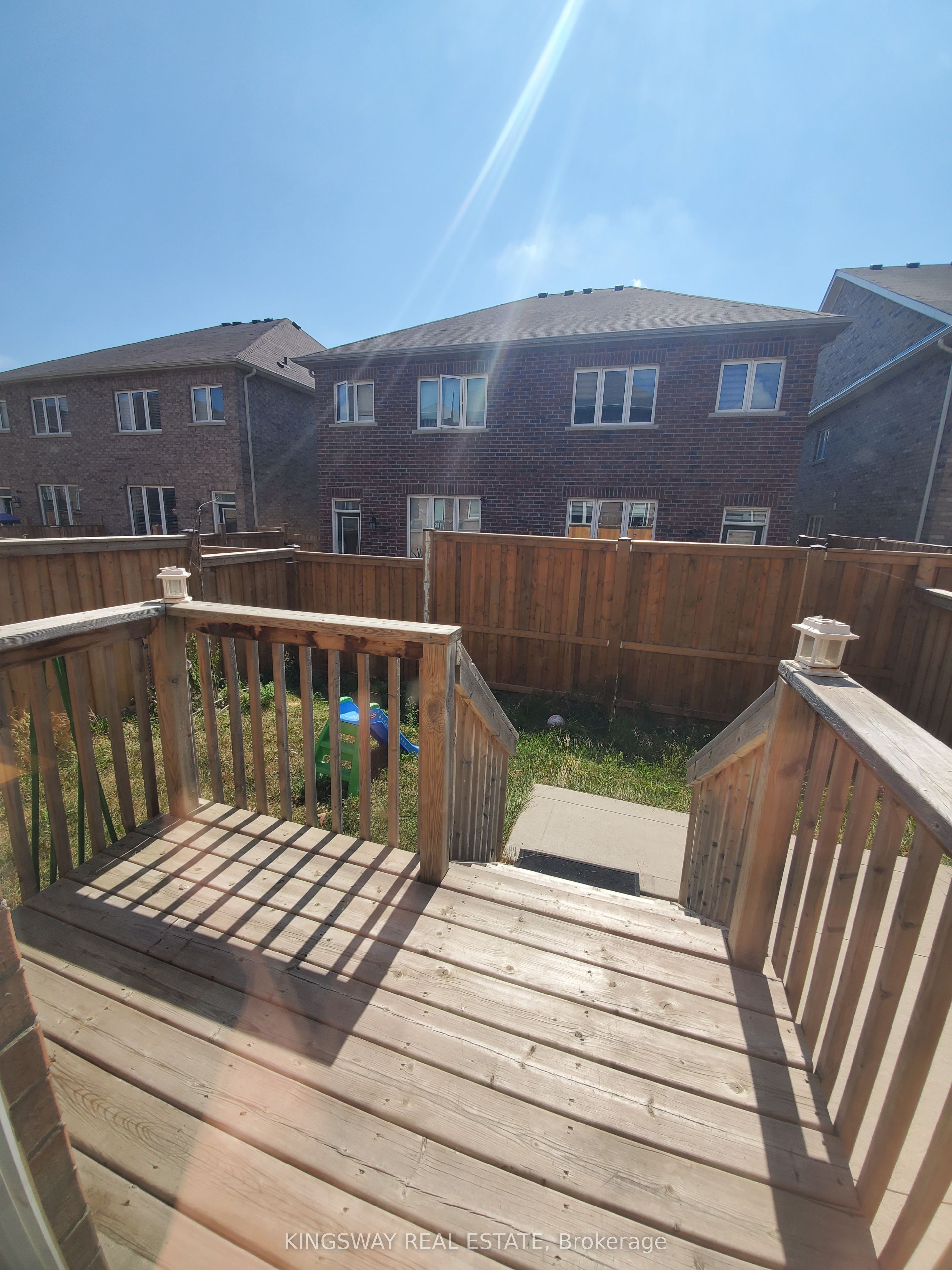 593 Remembrance Road Property Photo 31