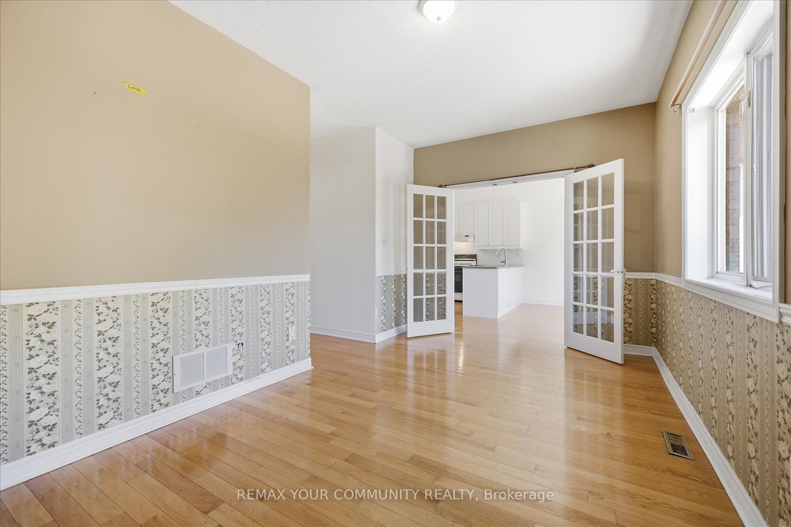 6926 Early Settler Row Property Photo 14