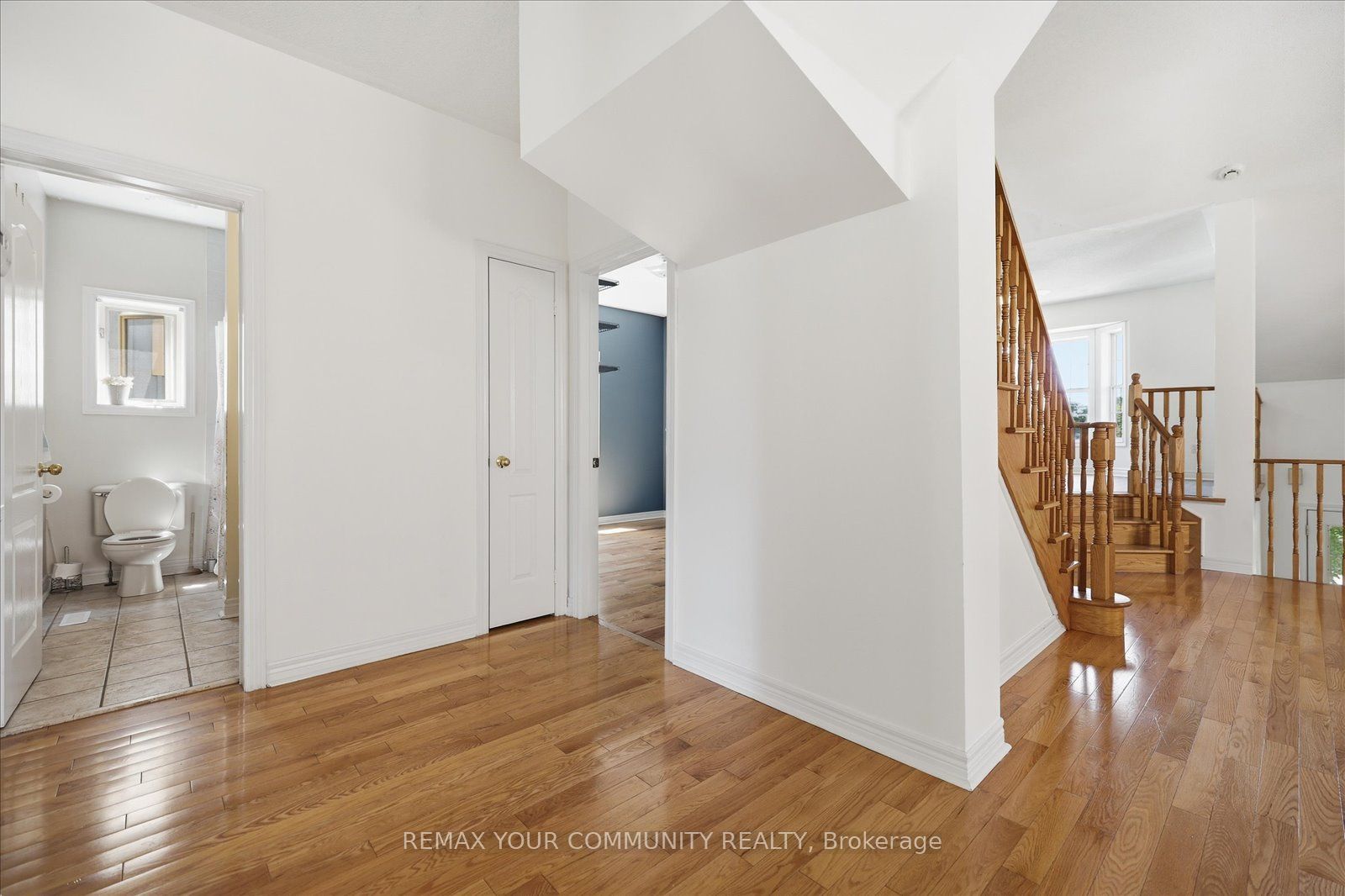 6926 Early Settler Row Property Photo 17