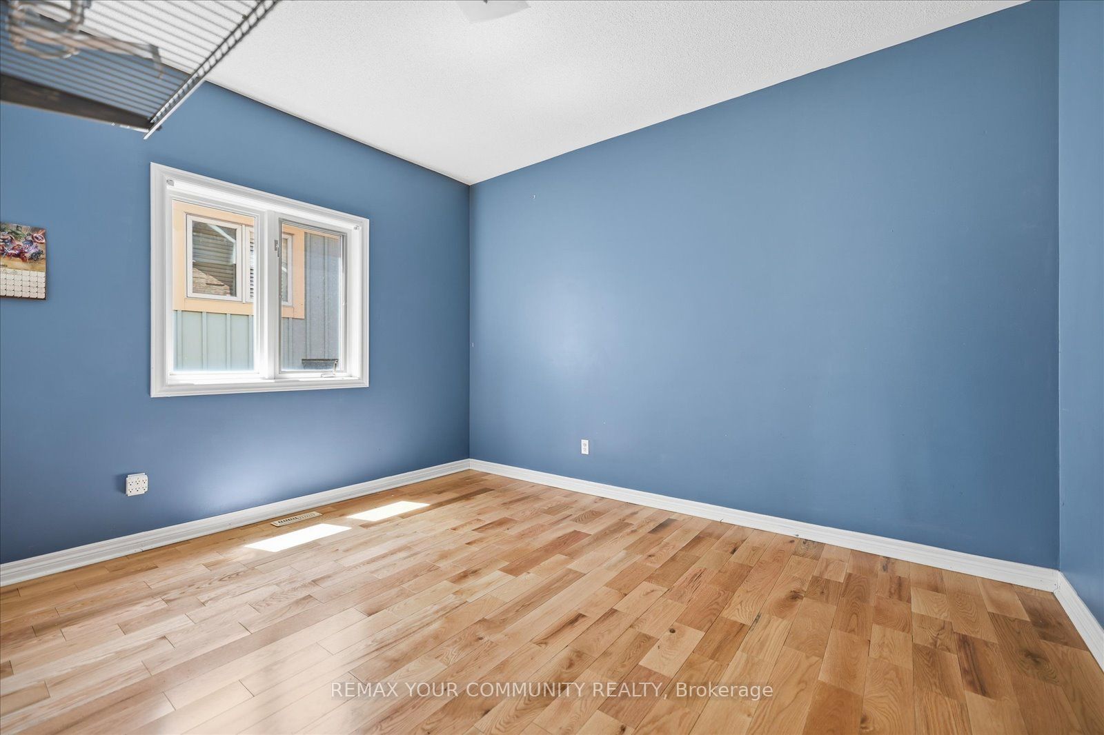6926 Early Settler Row Property Photo 19