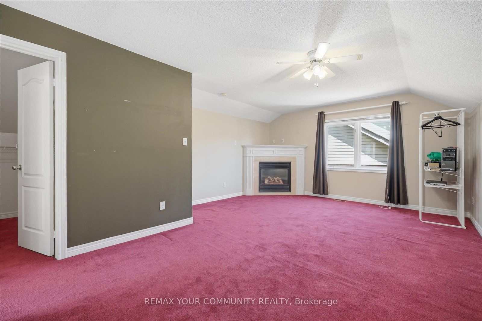 6926 Early Settler Row Property Photo 22
