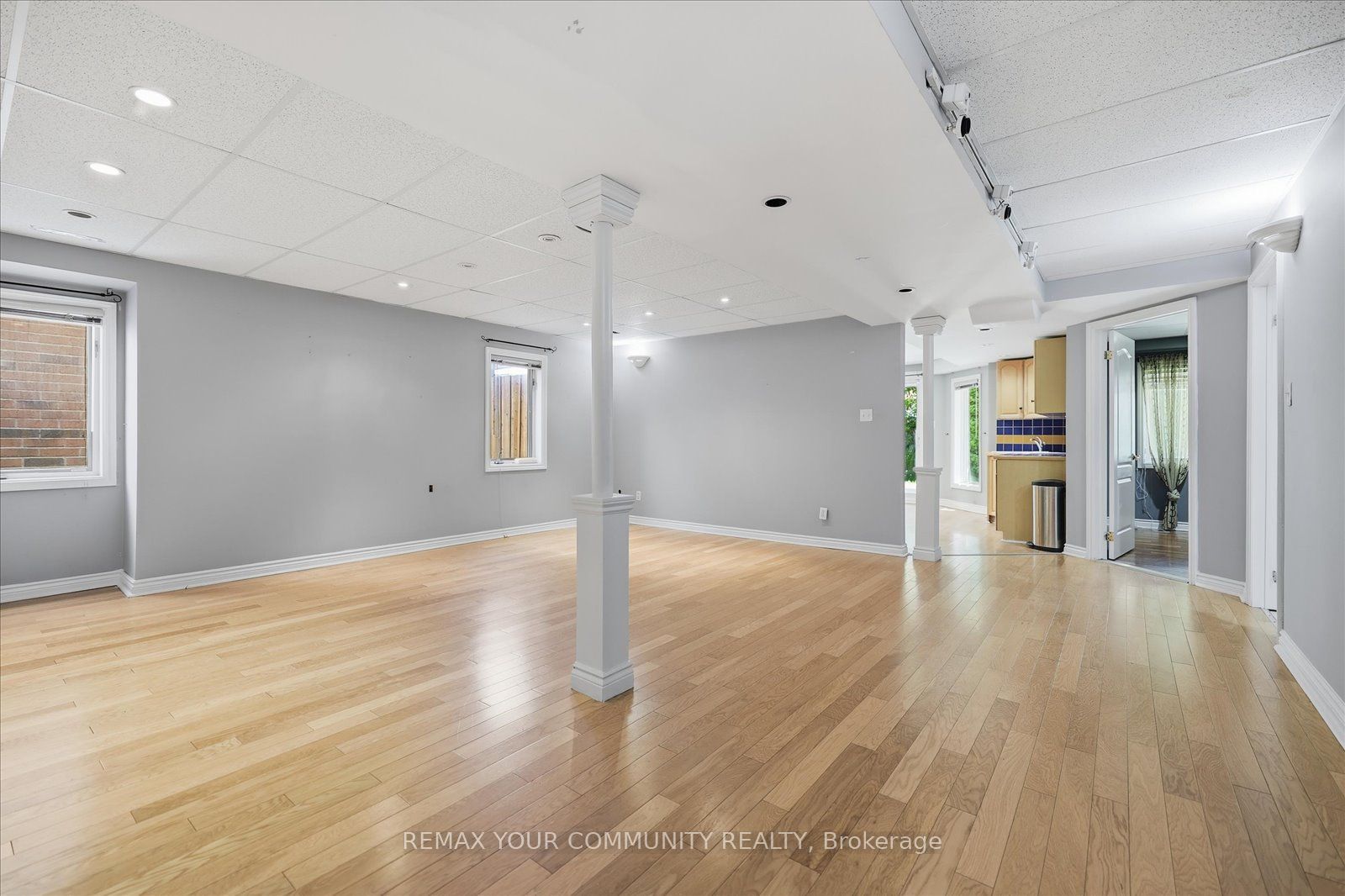 6926 Early Settler Row Property Photo 28