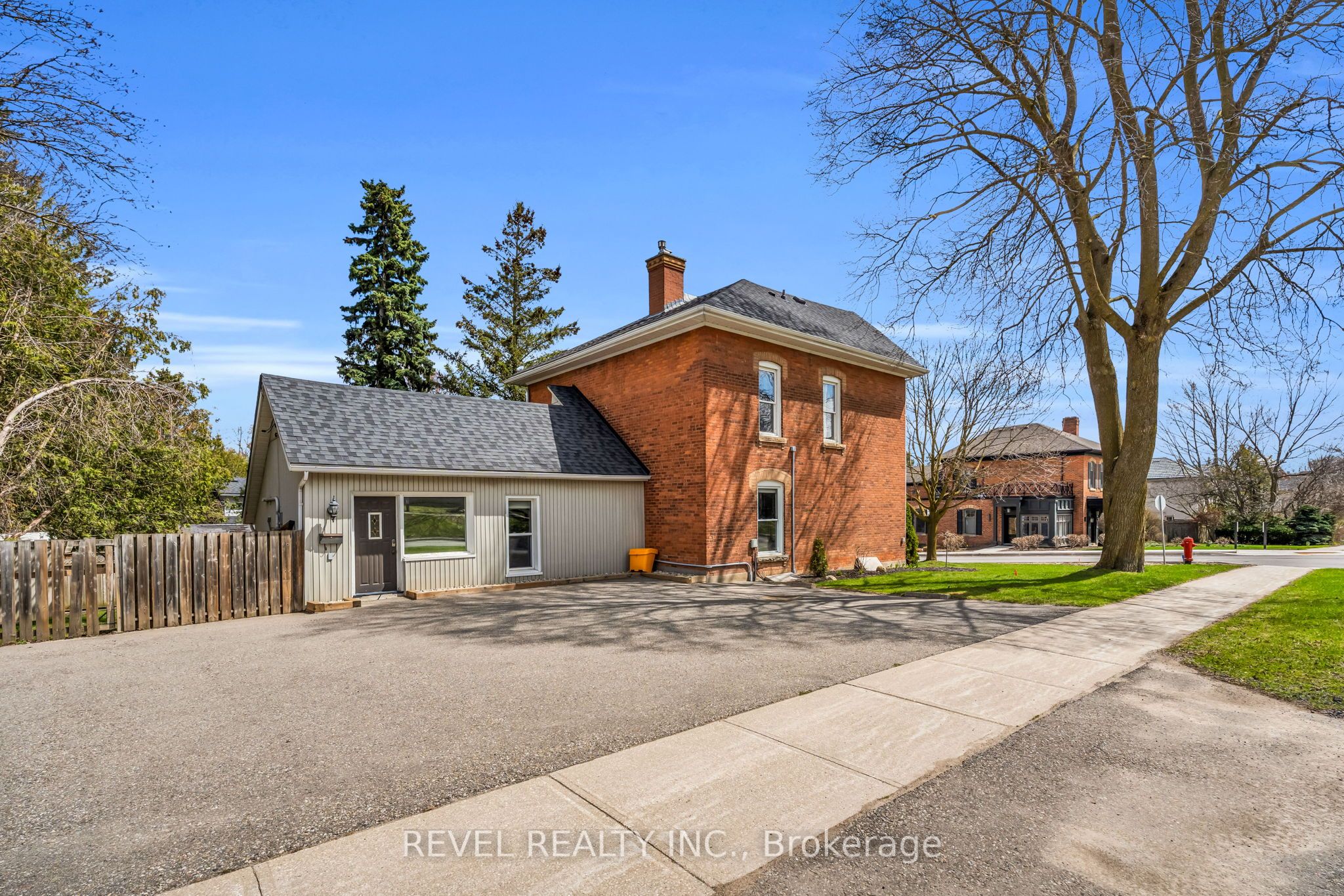 1 Third Avenue Property Photo 2