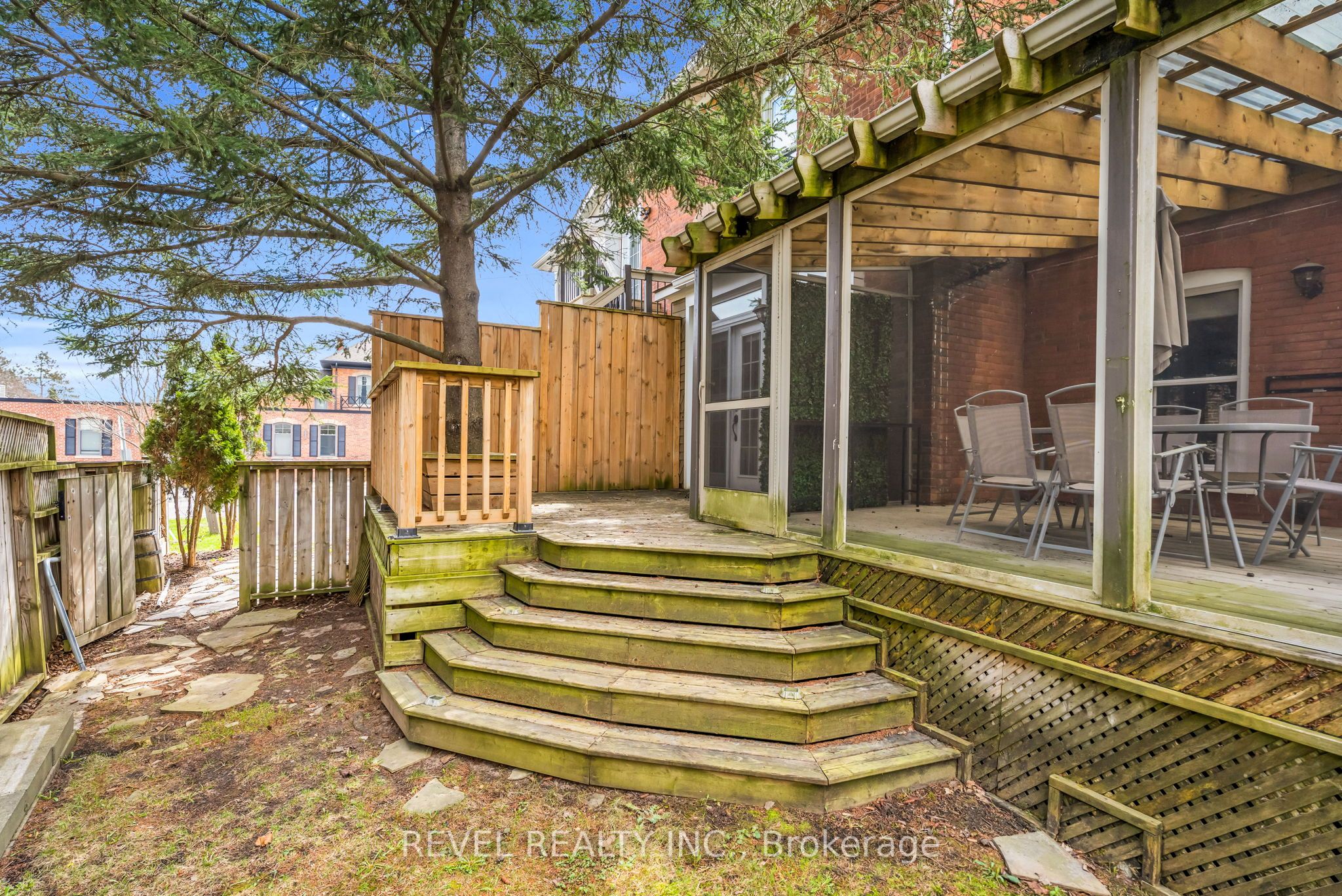 1 Third Avenue Property Photo 35