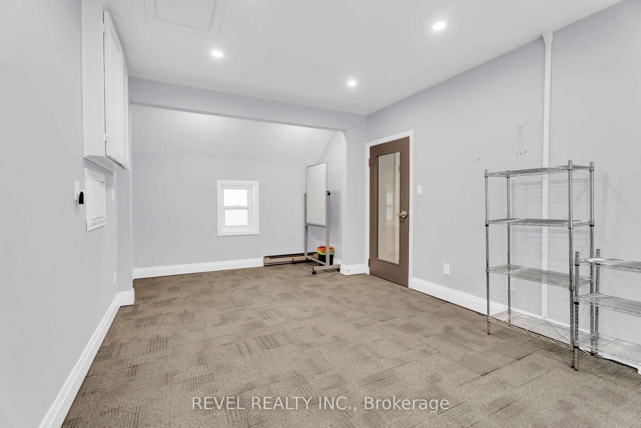 1 Third Avenue Property Photo 16