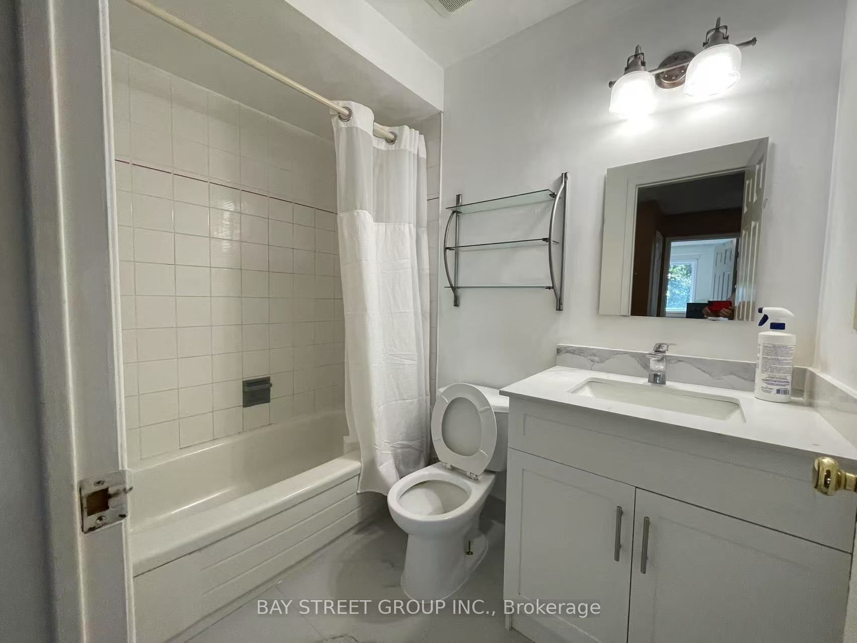 2589 Addingham Crescent Property Photo 10