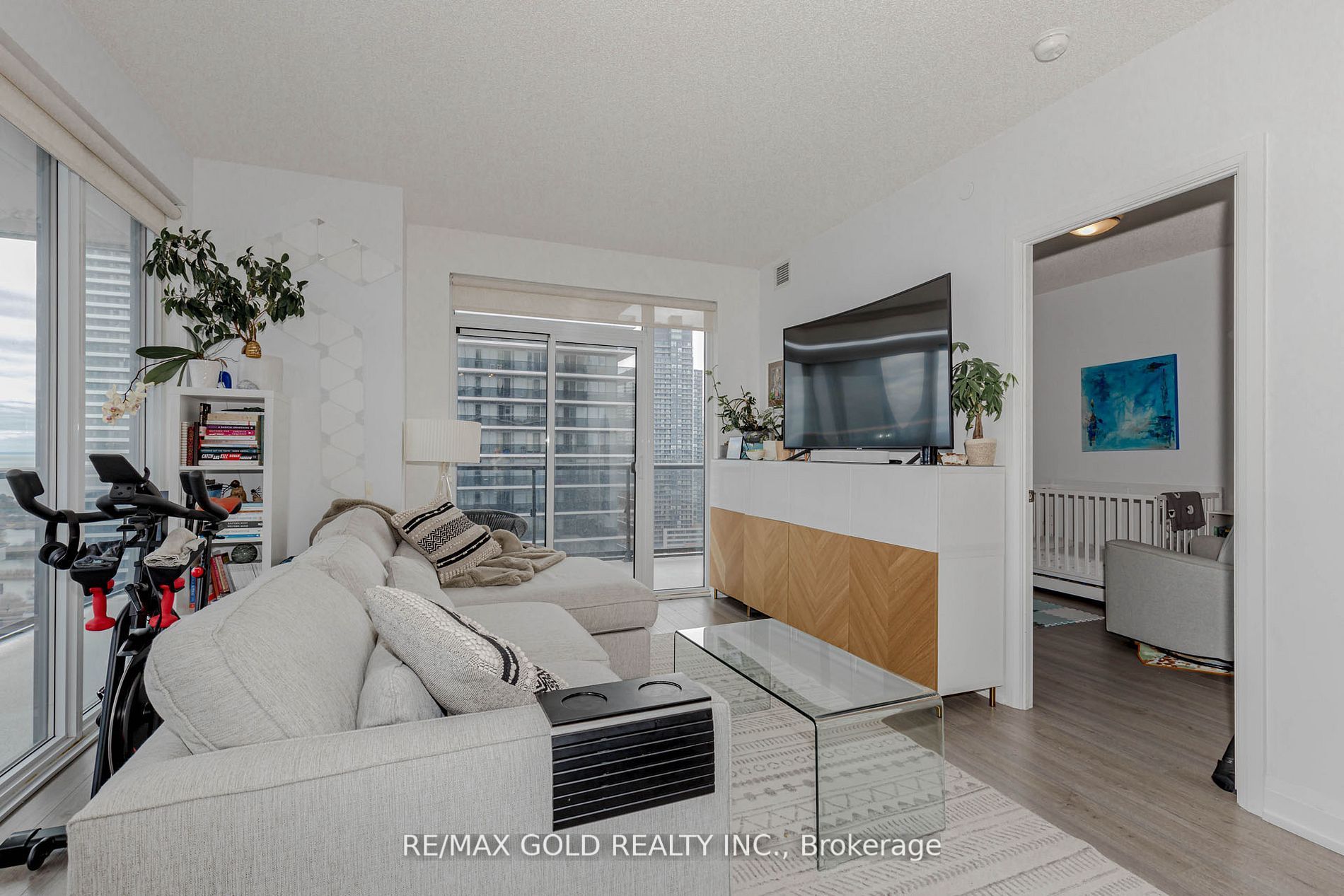 56 Annie Craig Drive 2203 Property Photo 17